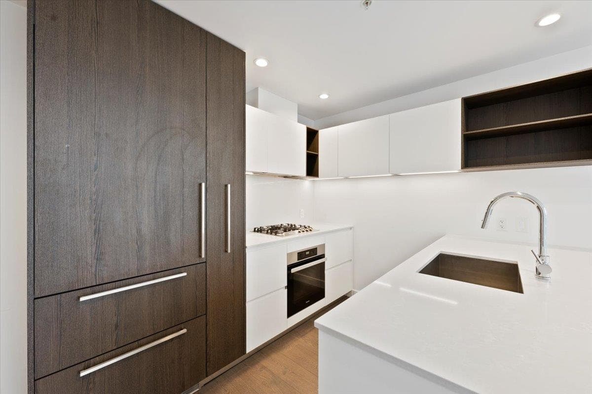 3302 - 6000 Mckay Avenue, Burnaby, V5H 0K2 — photo 3