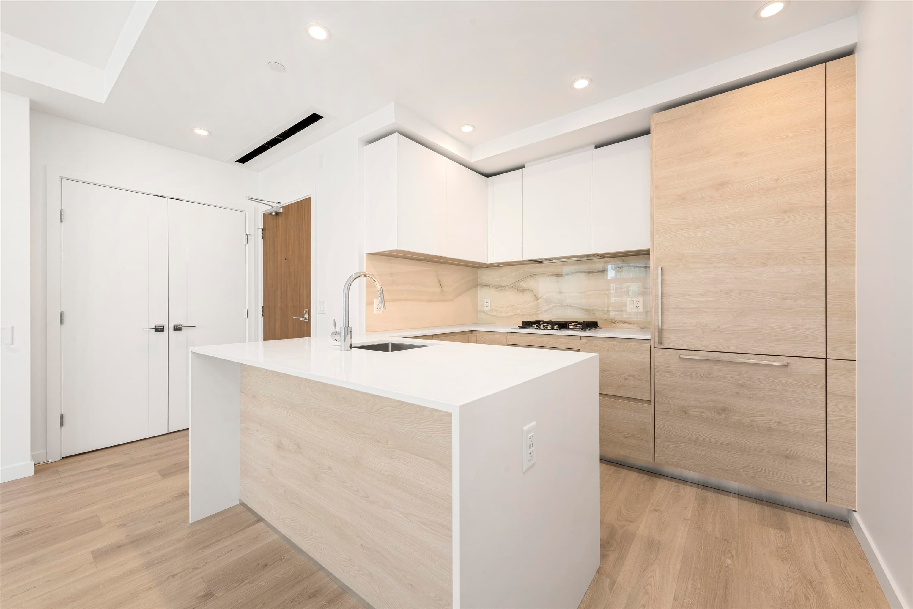 1806 - 660 Quayside Drive, New Westminster, V3M 0P1 — photo 4