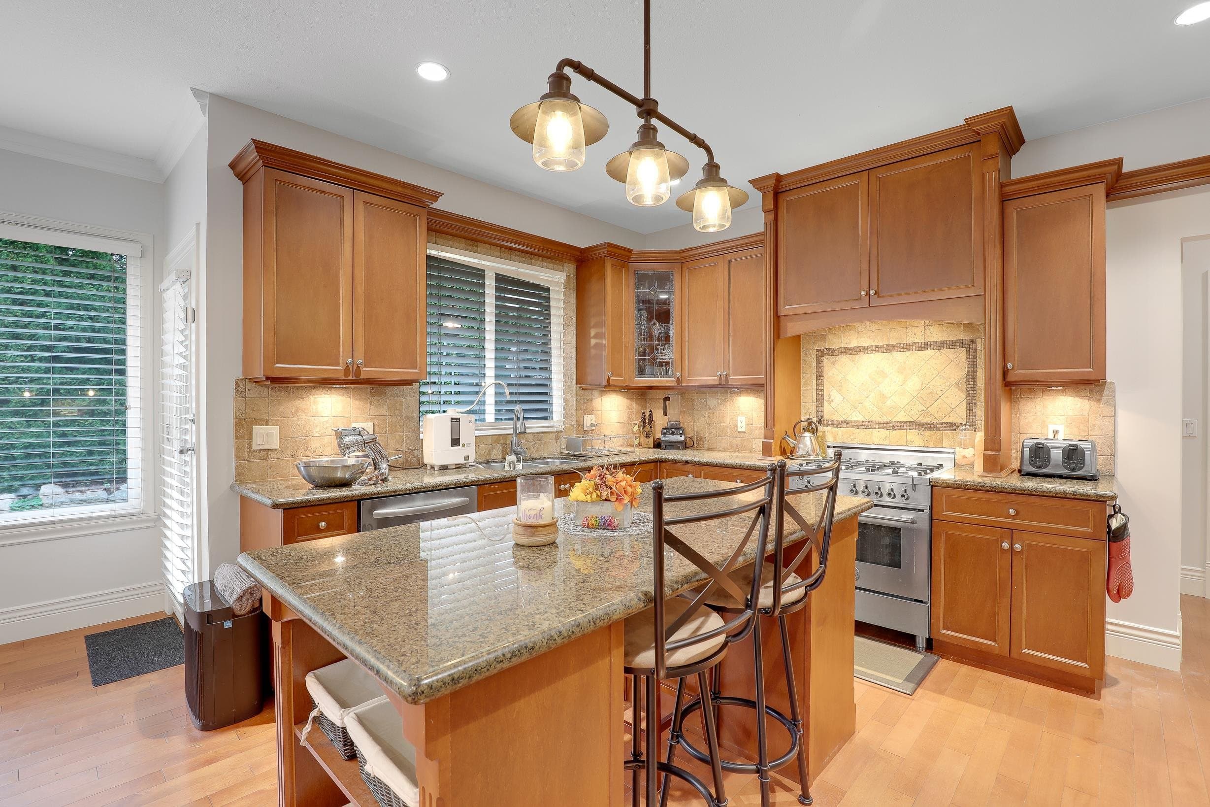 5884 164a Street, Surrey, V3S 1J9 — photo 3