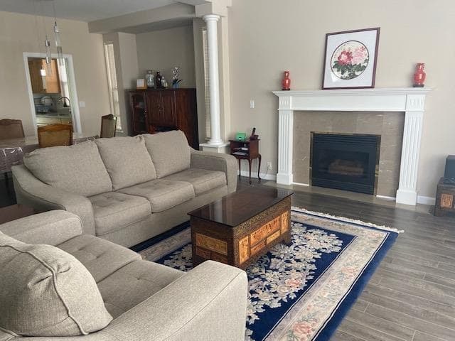 1828 Hampton Green, Coquitlam, V3E 3G2 — photo 2