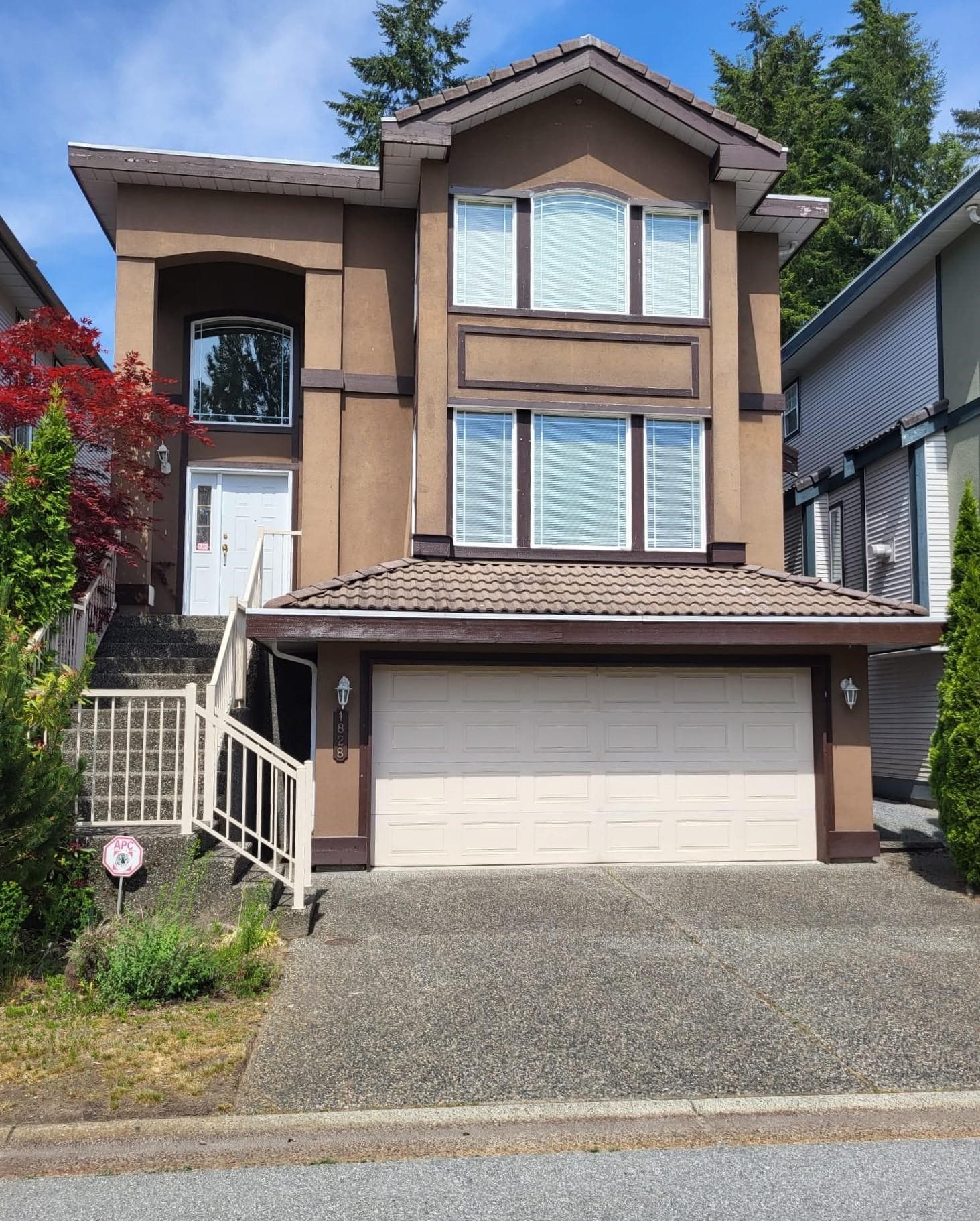 1828 Hampton Green, Coquitlam