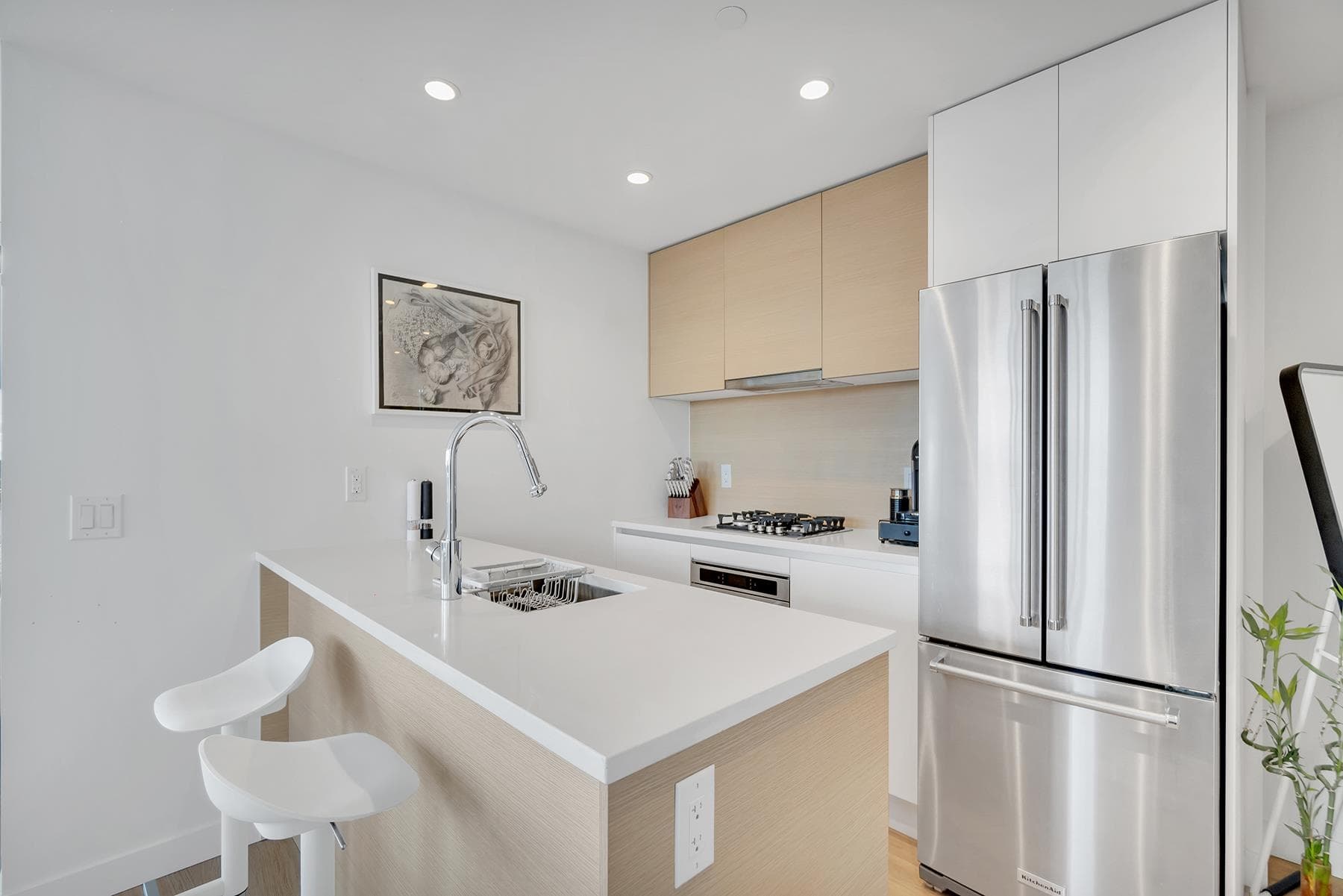 2109 - 525 Foster Avenue, Coquitlam, V3J 0H6 — photo 3