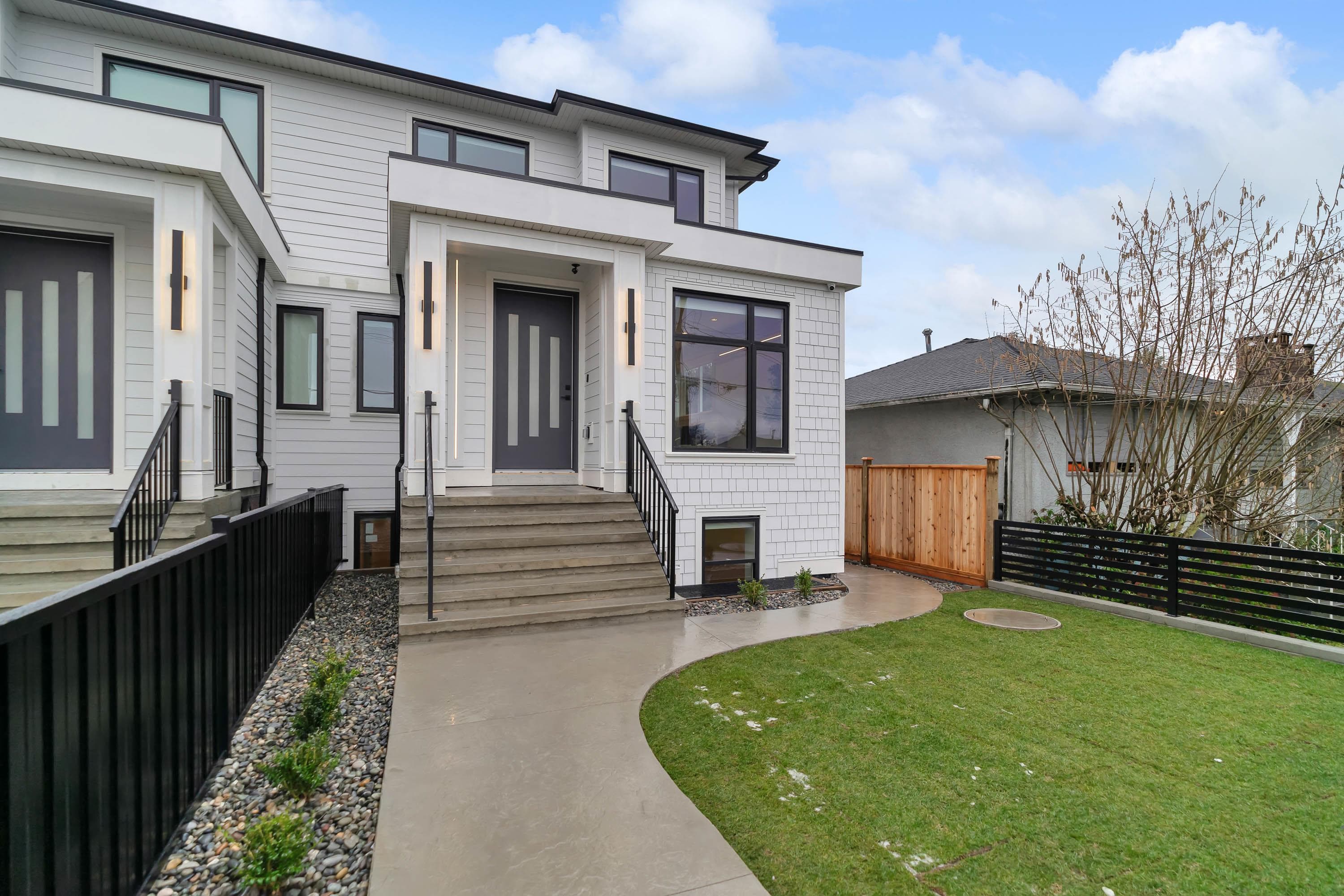 6926 Carnegie Street, Burnaby, V5B 1Y5 — photo 4
