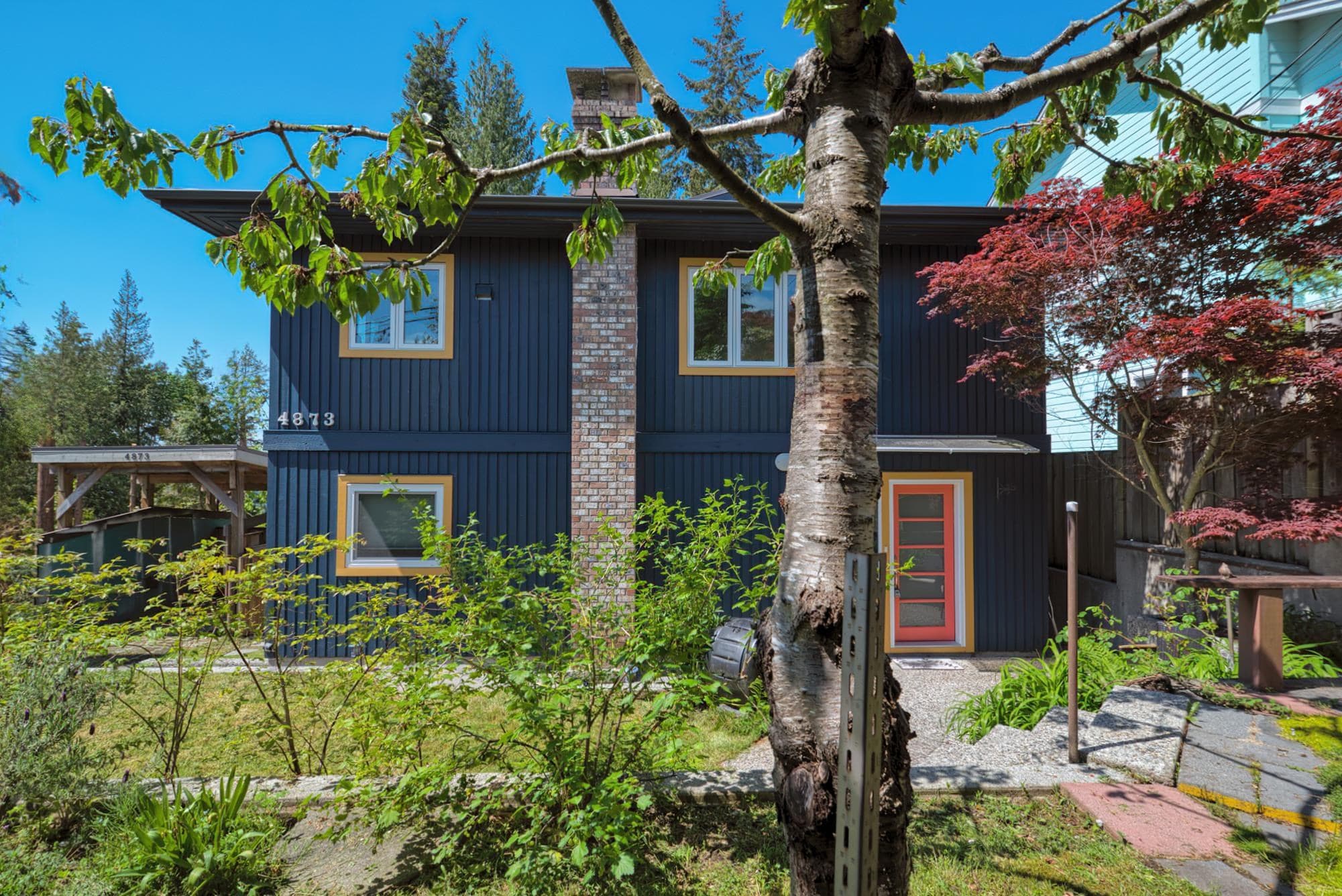 4873 Laurel Avenue, Sechelt