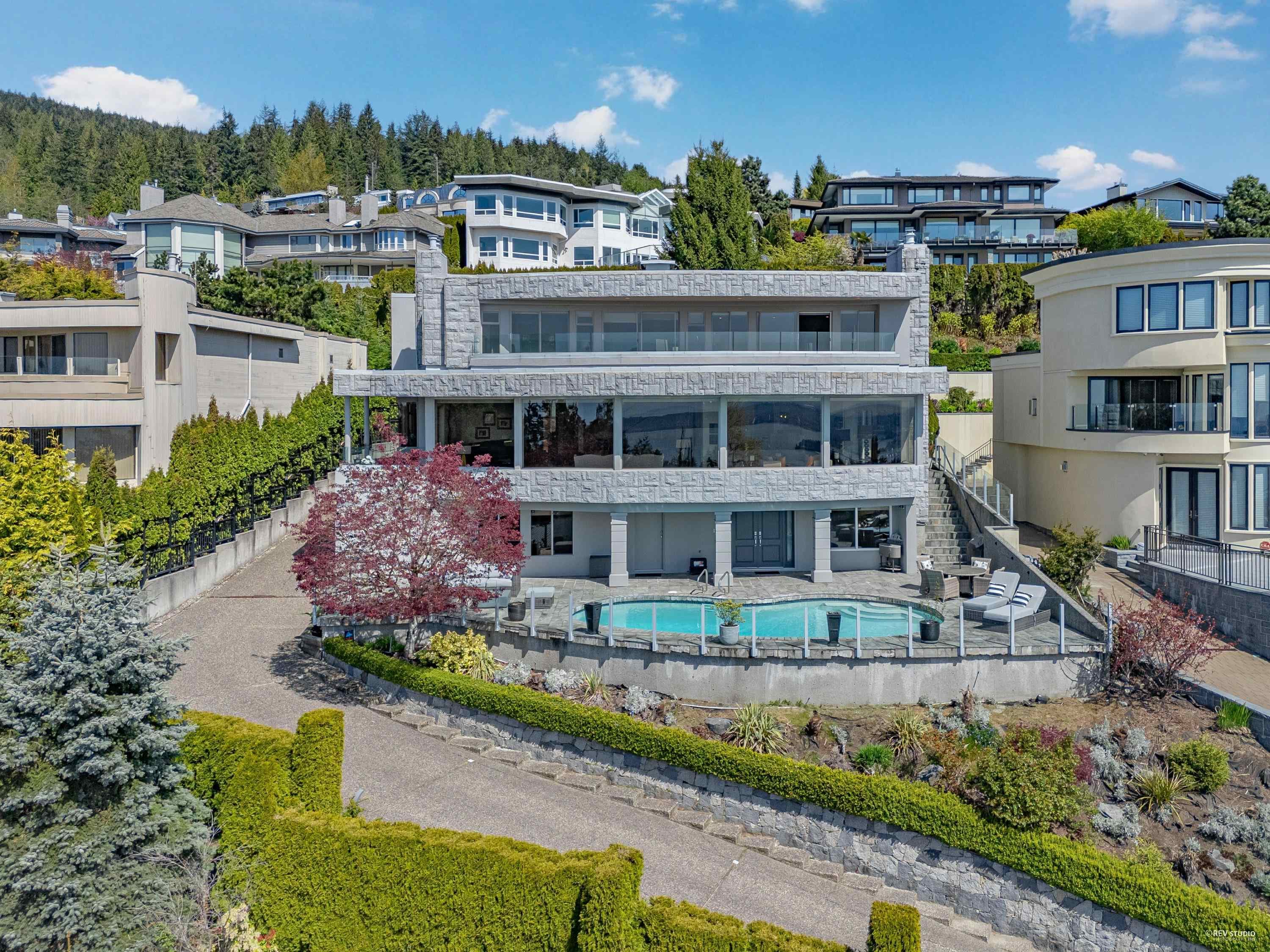 1439 Chippendale Road, West Vancouver
