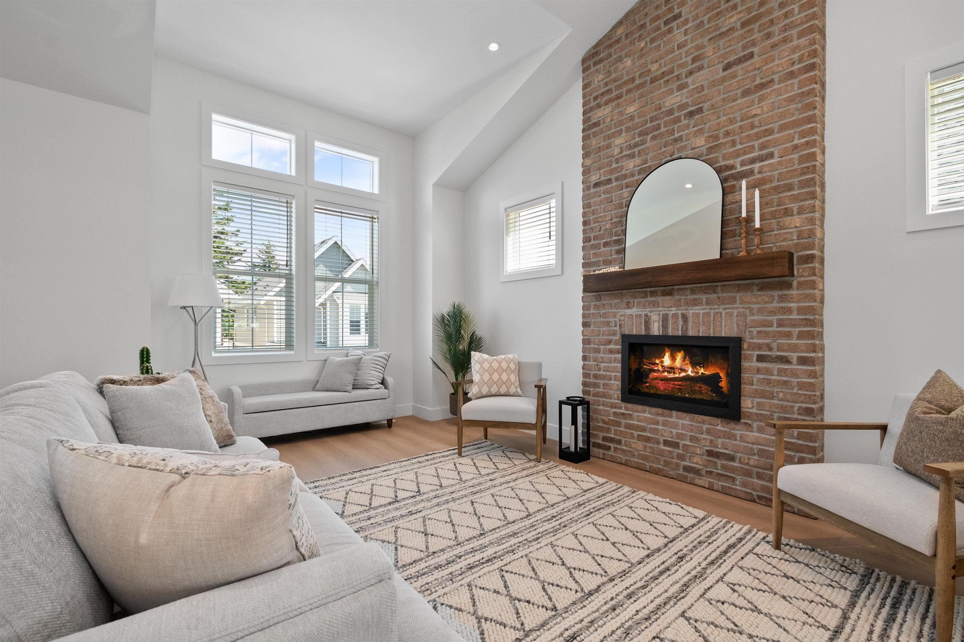 2 - 45314 Wells Road, Chilliwack, V2R 1H2 — photo 2