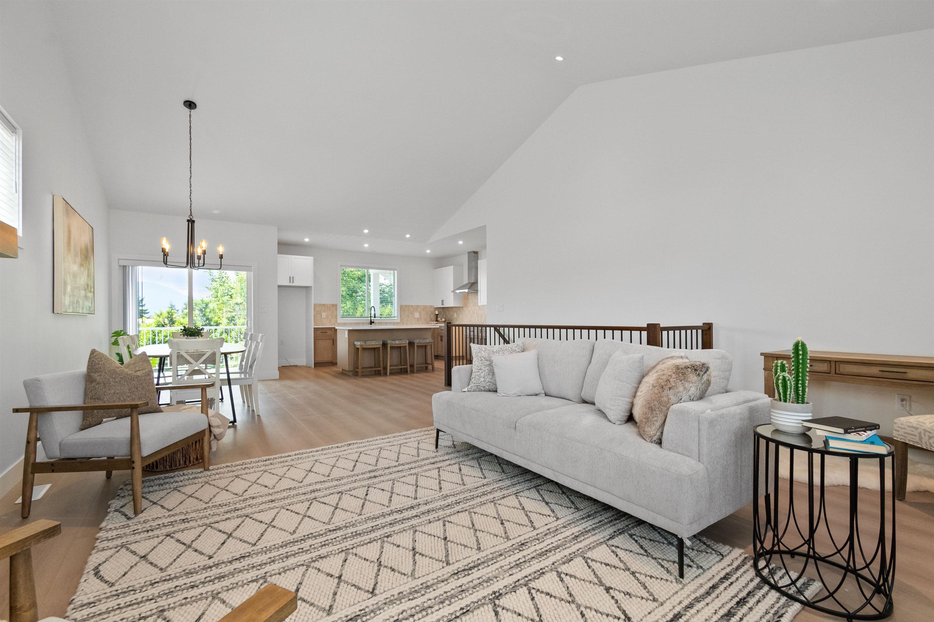 2 - 45314 Wells Road, Chilliwack, V2R 1H2 — photo 4