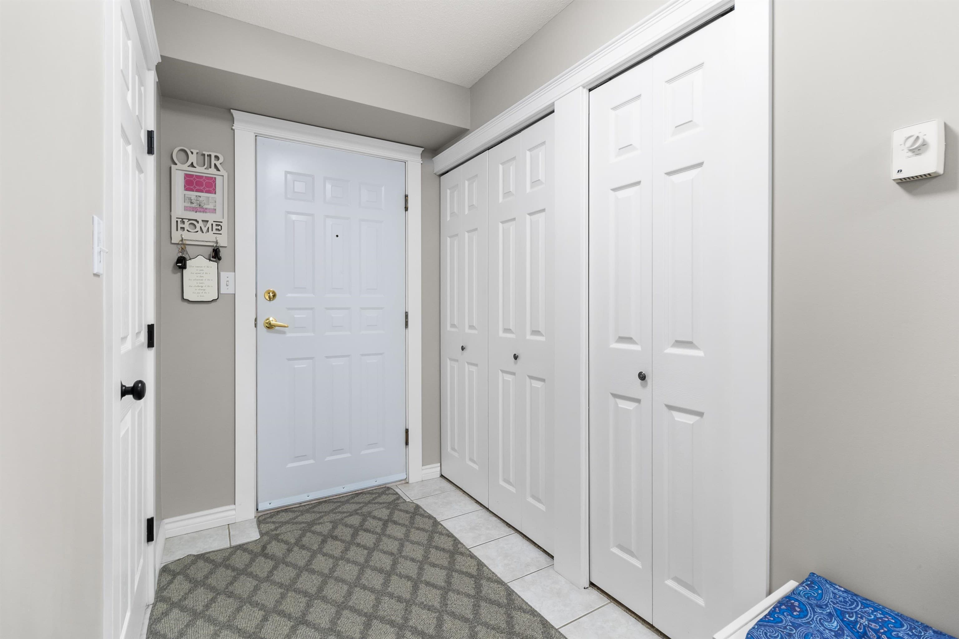 207 - 3174 Gladwin Road, Abbotsford, V2T 5T5 — photo 2
