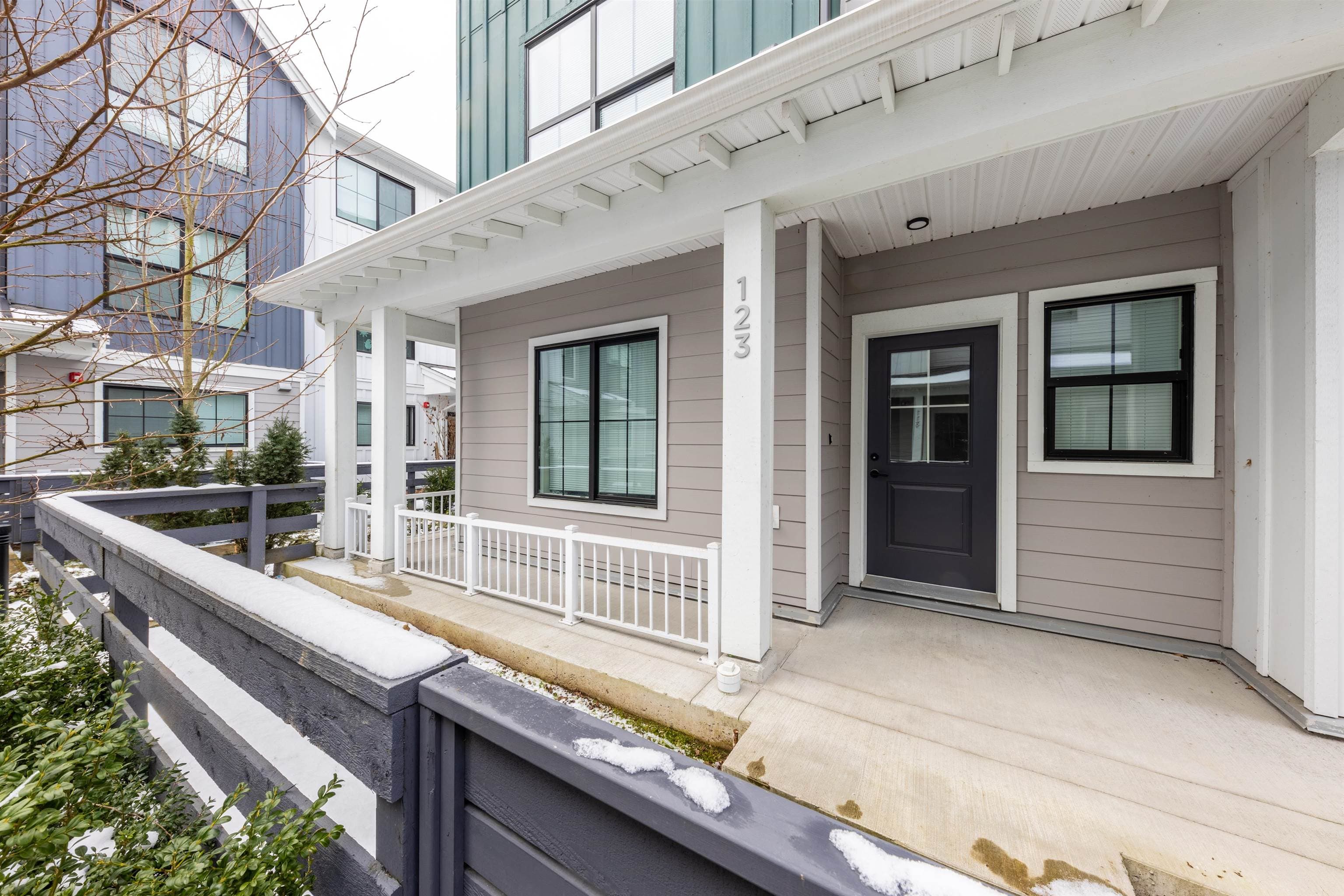 123 - 488 Furness Street, New Westminster, V3M 0M1 — photo 2