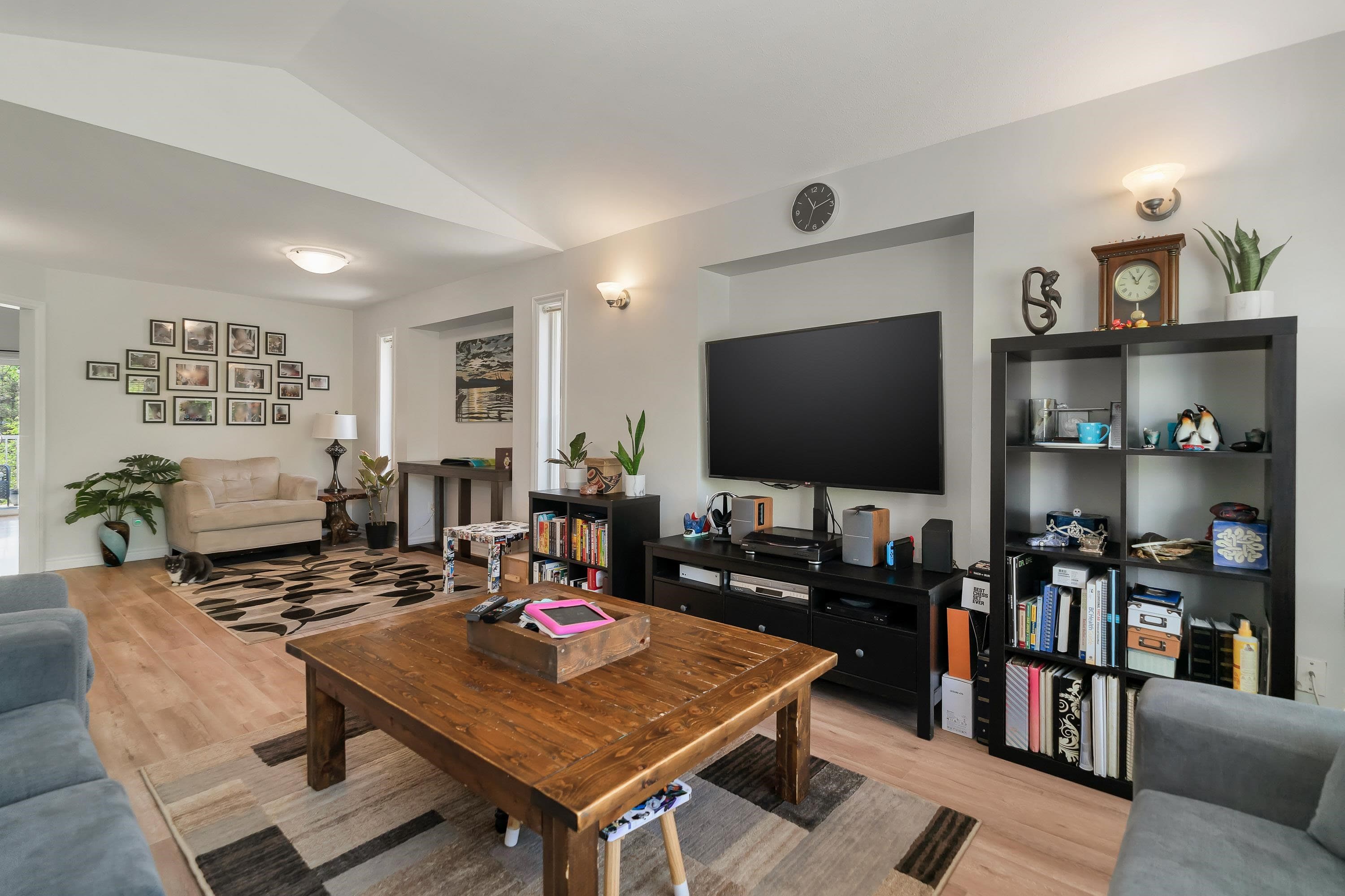 23788 Kanaka Way, Maple Ridge, V2W 1E5 — photo 5