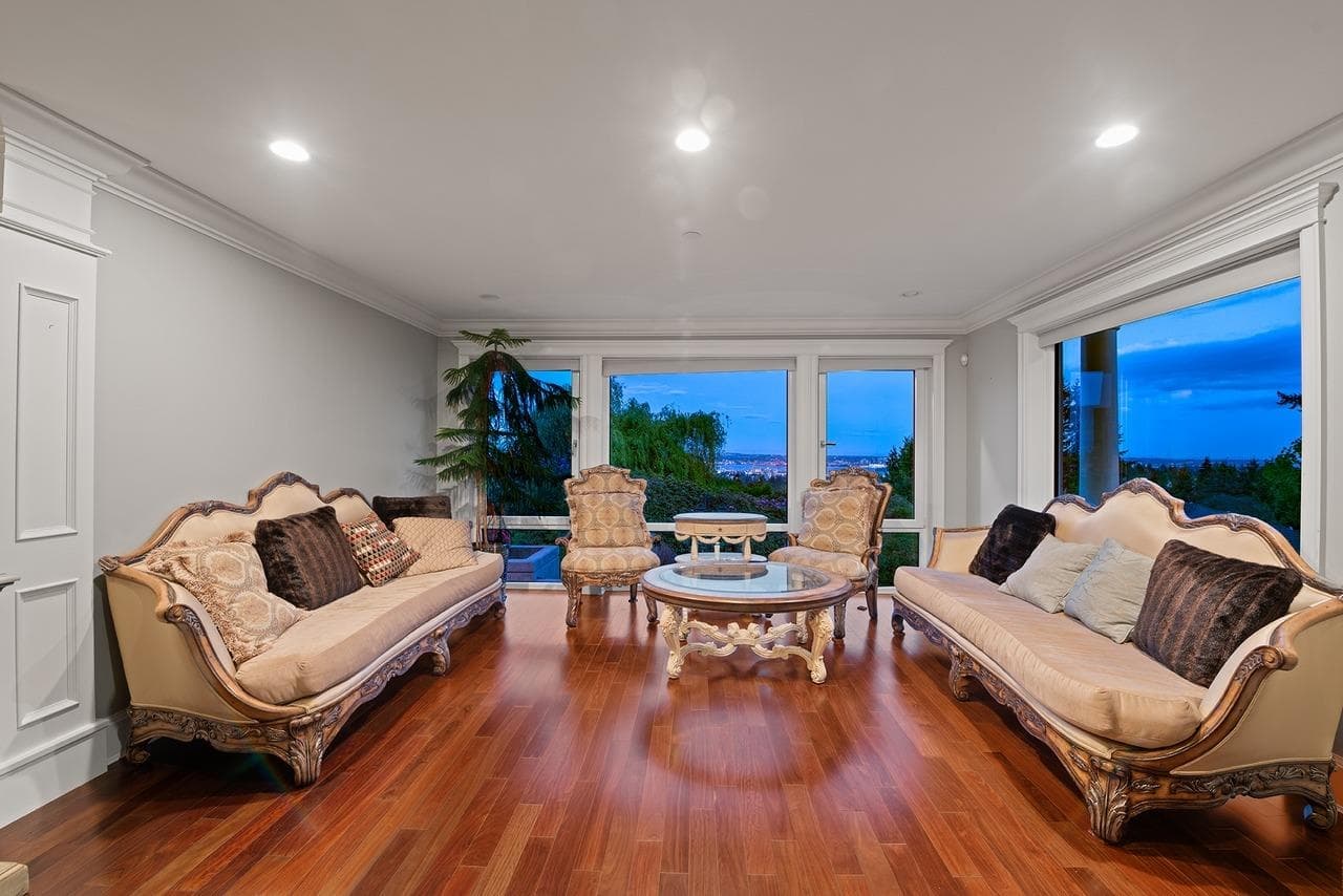 761 Eyremount Drive, West Vancouver, V7S 2A3 — photo 3