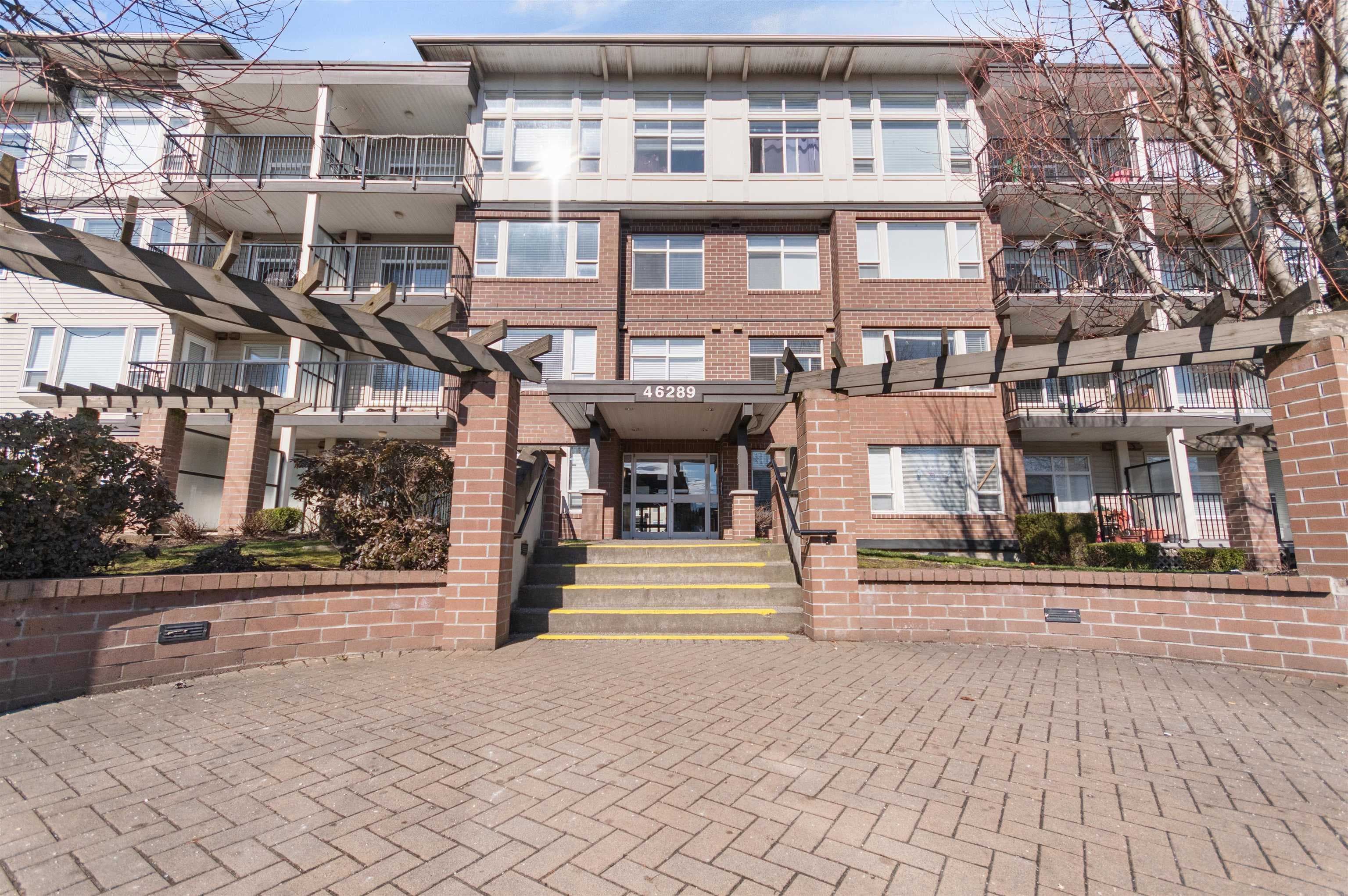 114 - 46289 Yale Road, Chilliwack, V2P 0B9 — photo 2