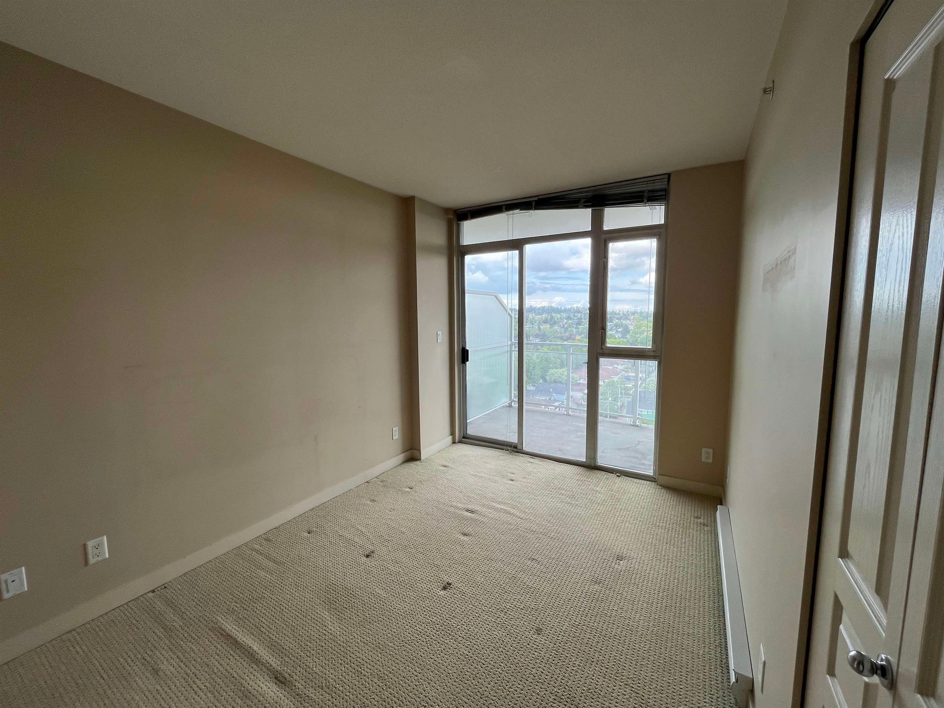 1304 - 4028 Knight Street, Vancouver, V5N 5Y8 — photo 3