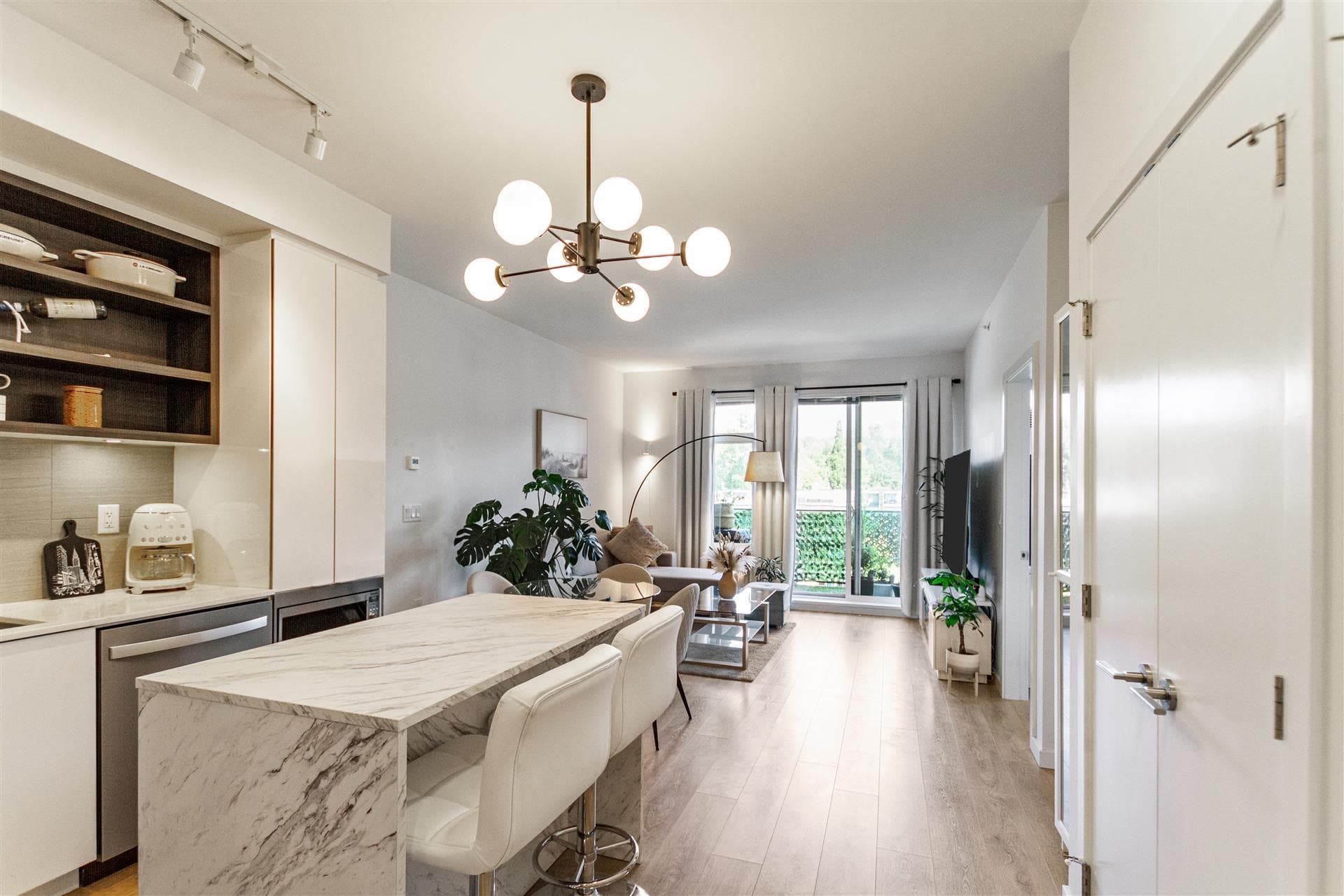 519 - 725 Marine Drive, North Vancouver, V7M 0G2 — photo 4