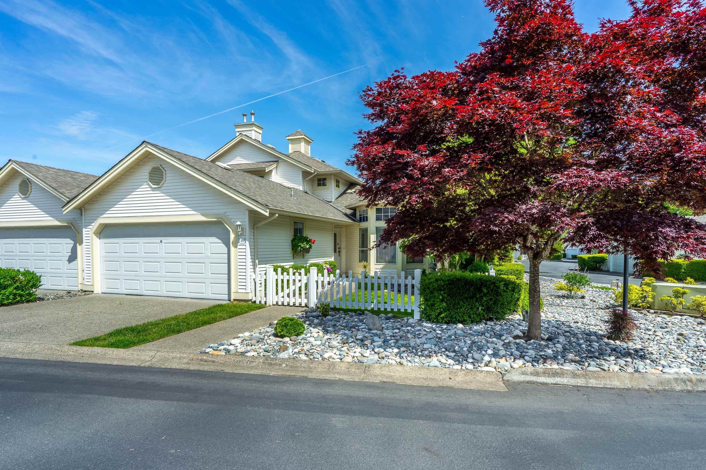 25 - 9208 208 Street, Langley, V1M 2M9 — photo 1