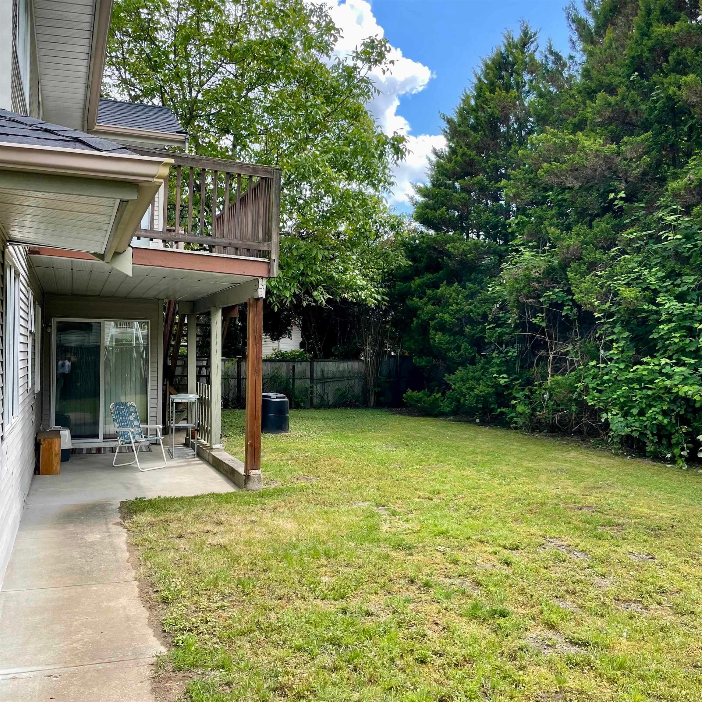21854 Lougheed Highway, Maple Ridge, V2X 2S3 — photo 3
