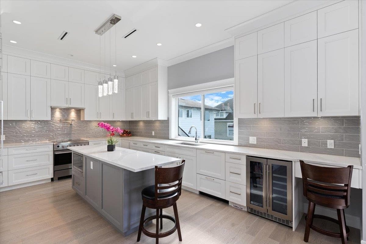 1604 Hamilton Street, New Westminster, V3M 2N8 — photo 3