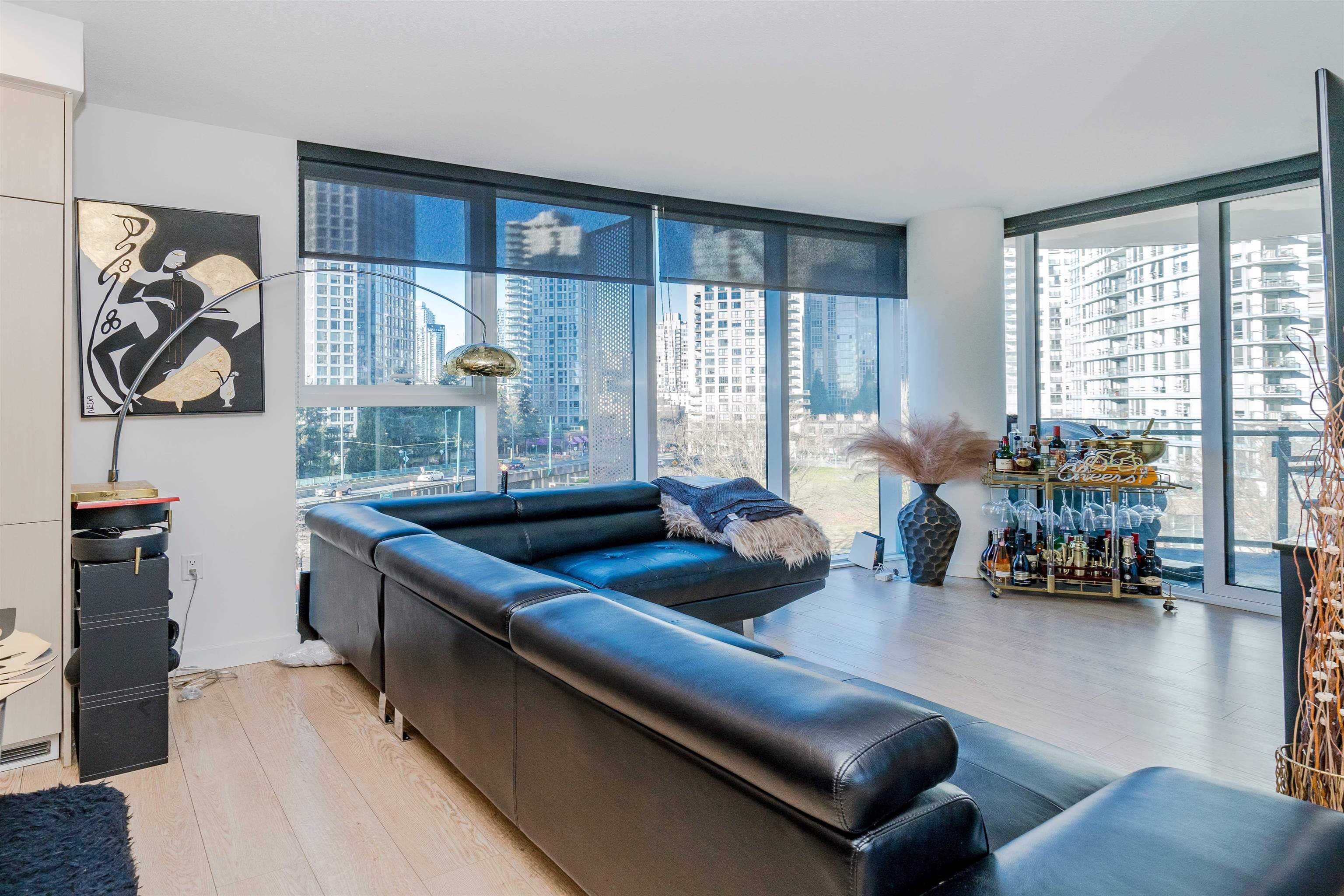 688 - 87 Nelson Street, Vancouver, V6Z 0E8 — photo 5
