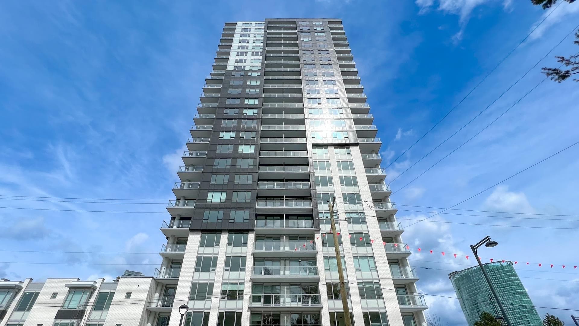 1602 - 13359 Old Yale Road, Surrey, V3T 0S4 — photo 1