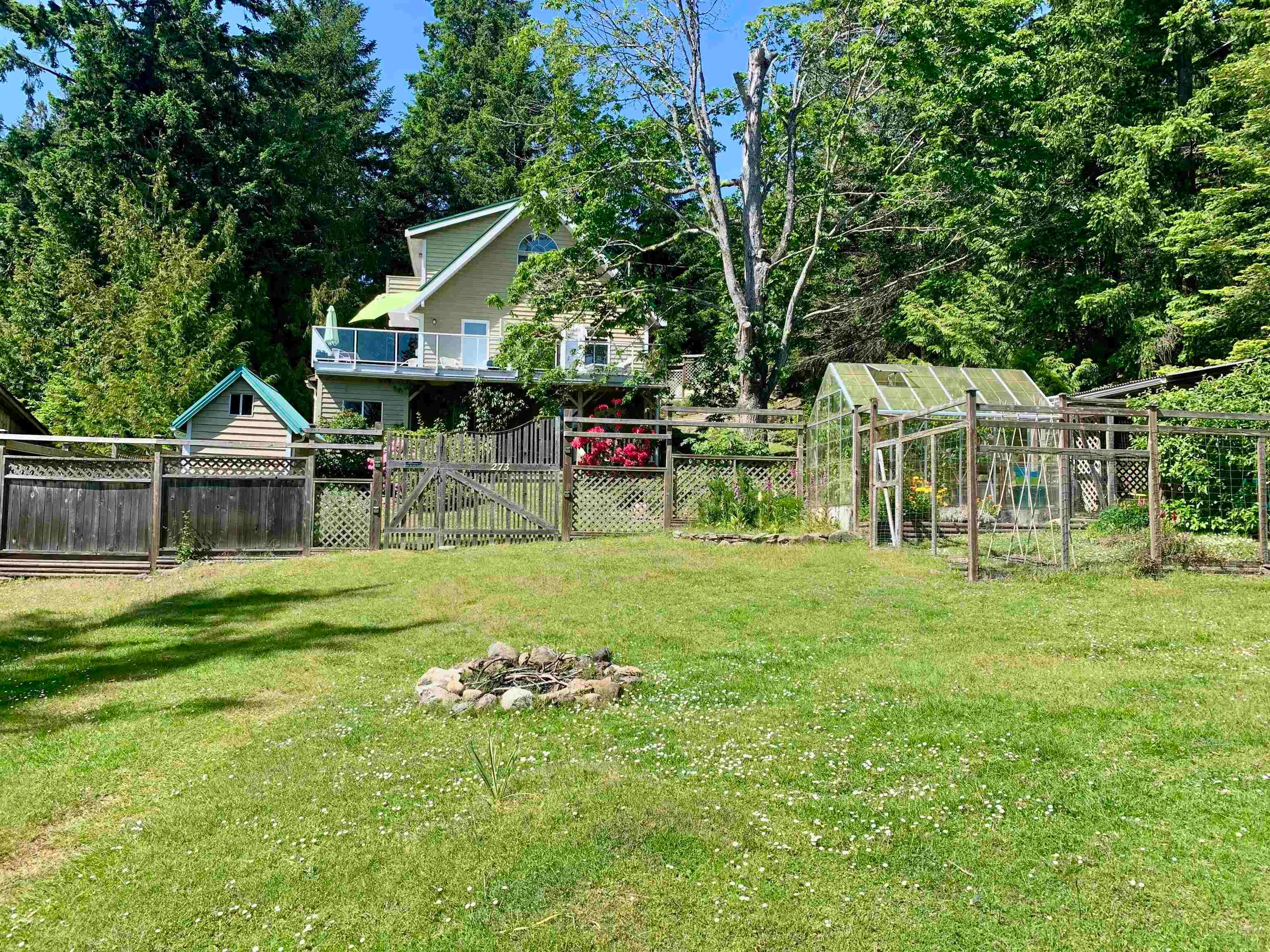273 Leighton Lane, Mayne Island, V0N 2J2 — photo 3