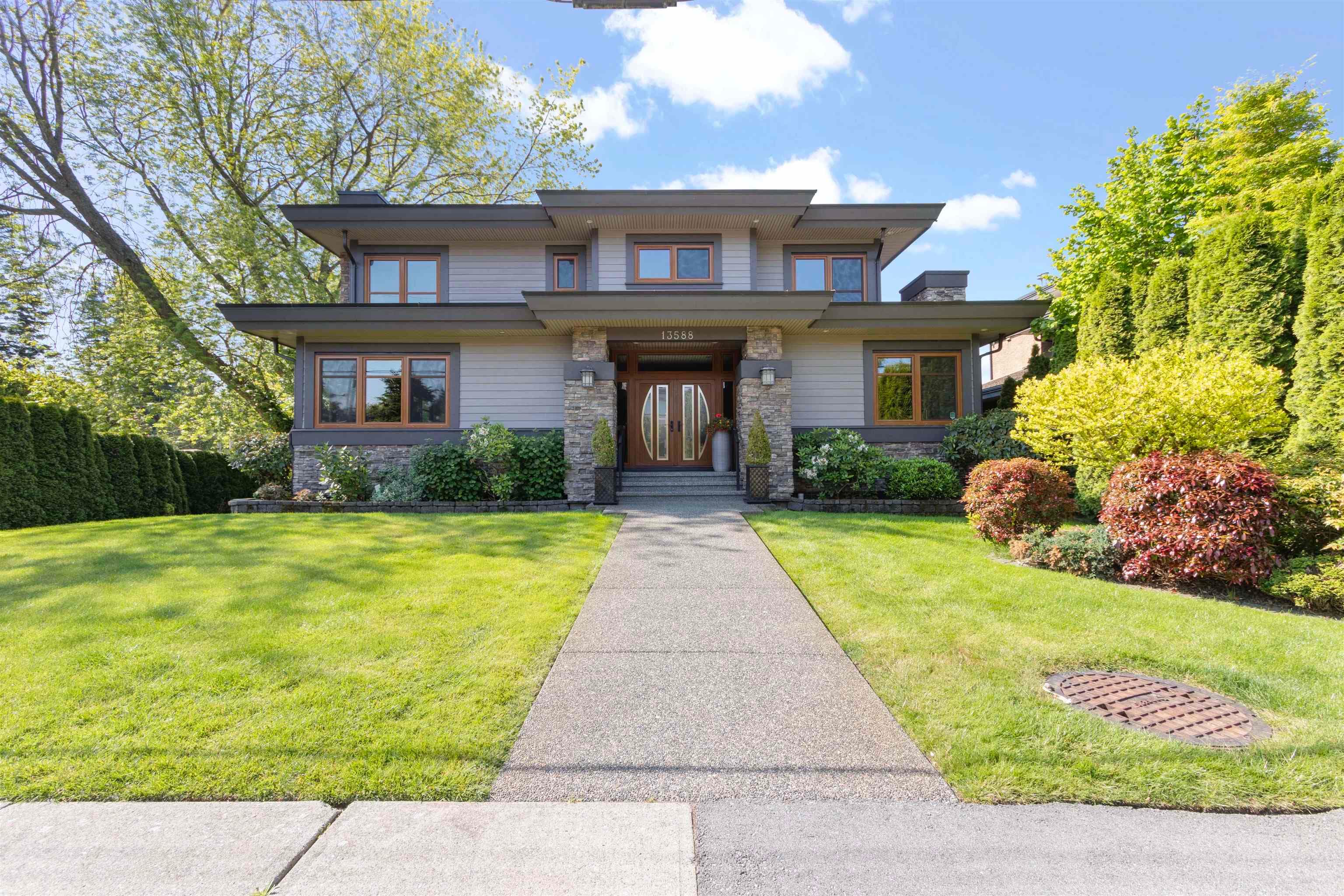 13588 14 Avenue, Surrey