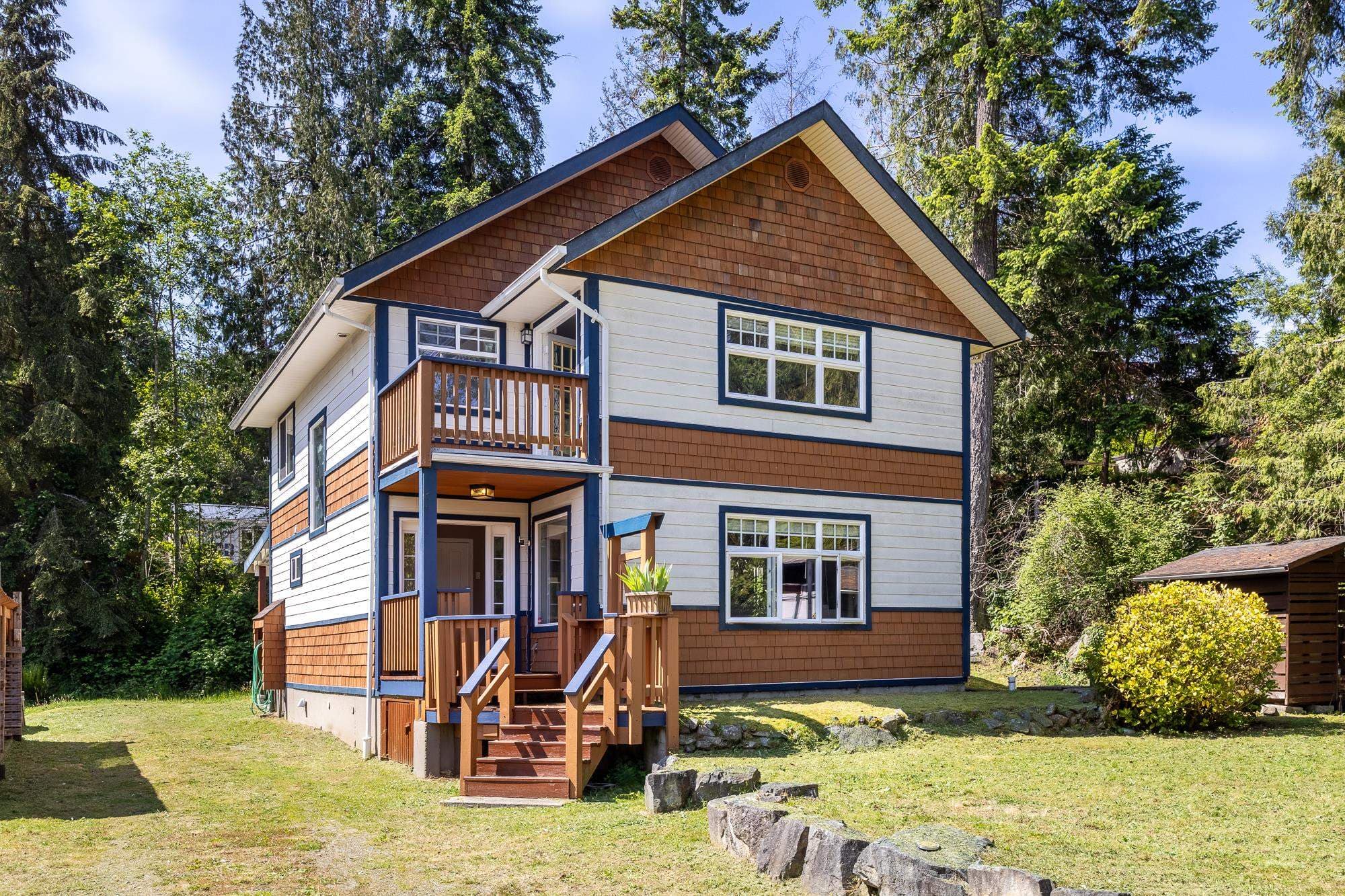4536 Rondeview Road, Madeira Park
