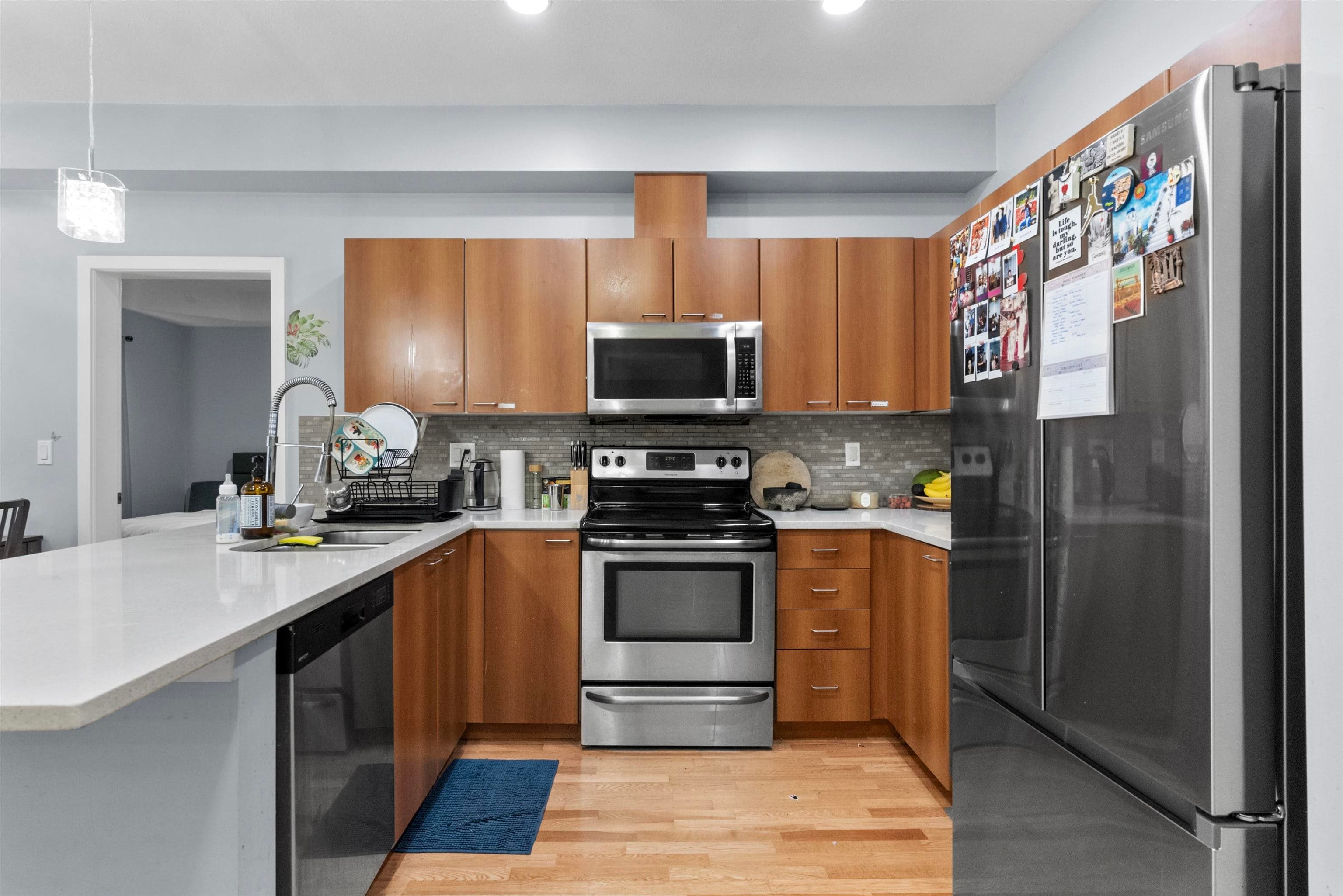 213 - 12083 92a Avenue, Surrey, V3V 8C8 — photo 2