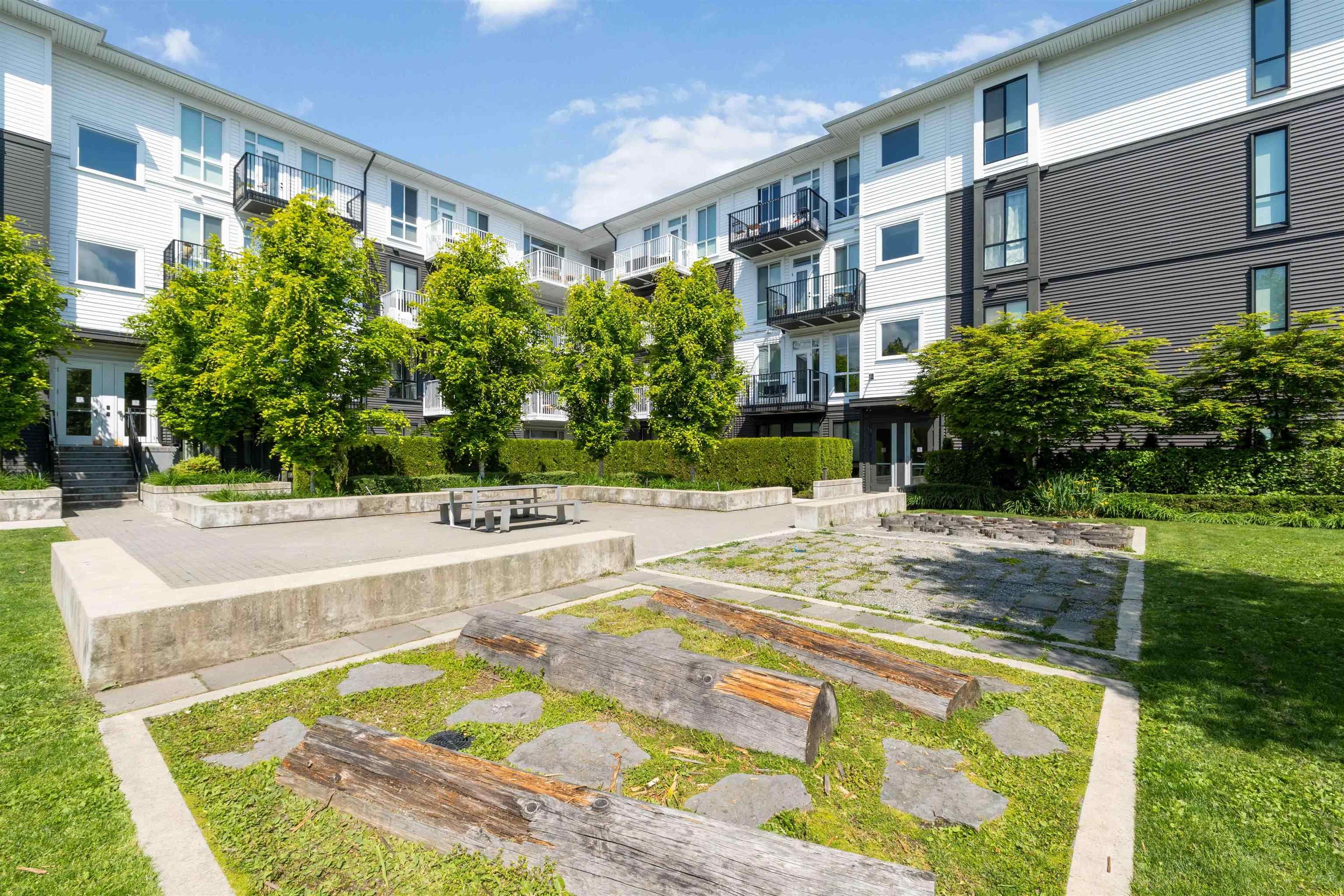 414 - 10168 149 Street, Surrey, V3R 0E9 — photo 4