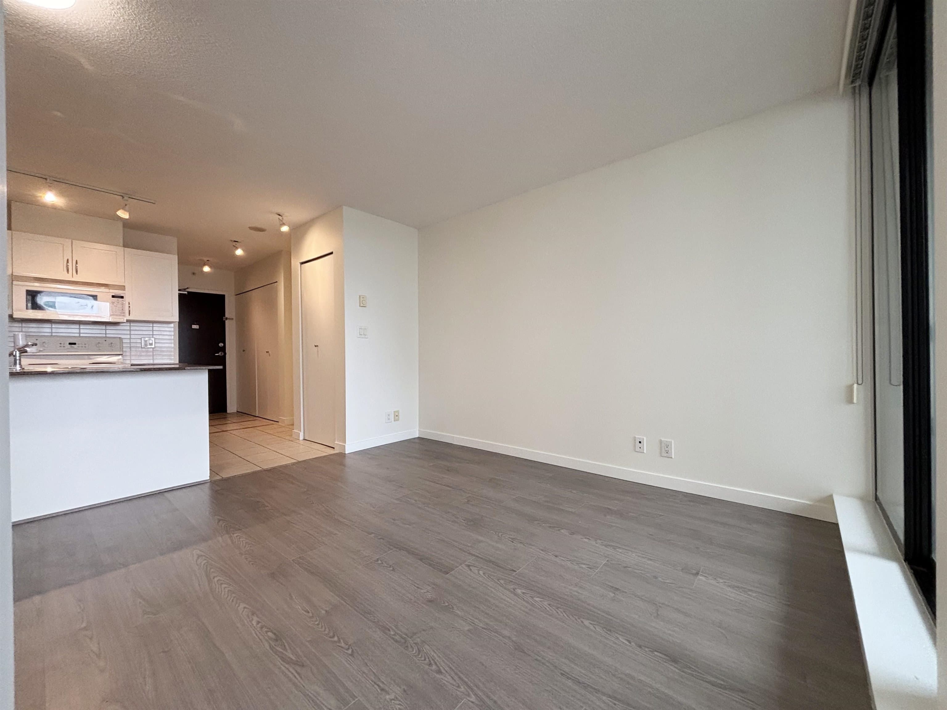 1712 - 938 Smithe Street, Vancouver, V6Z 3H8 — photo 3