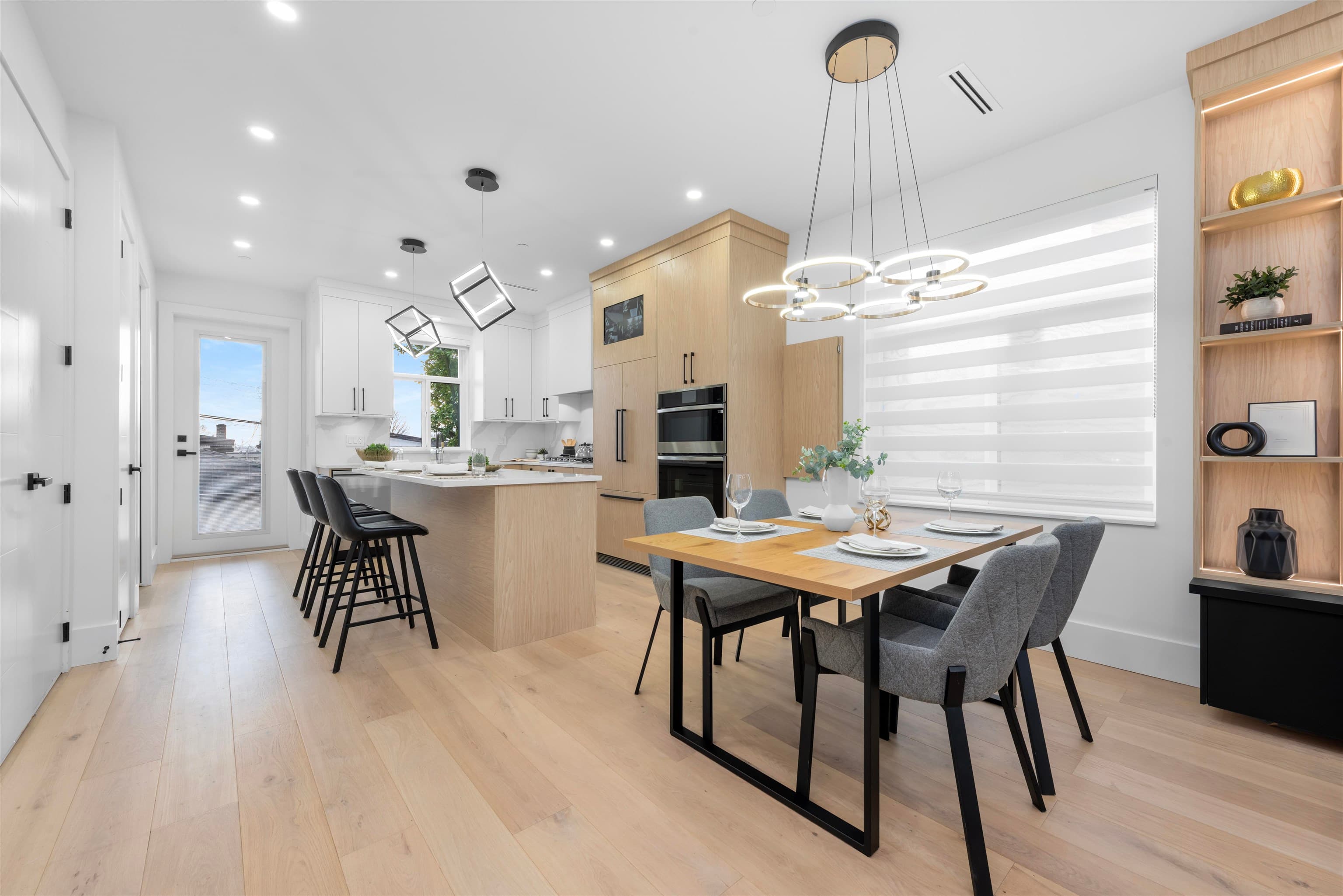 670 E 64 Avenue, Vancouver