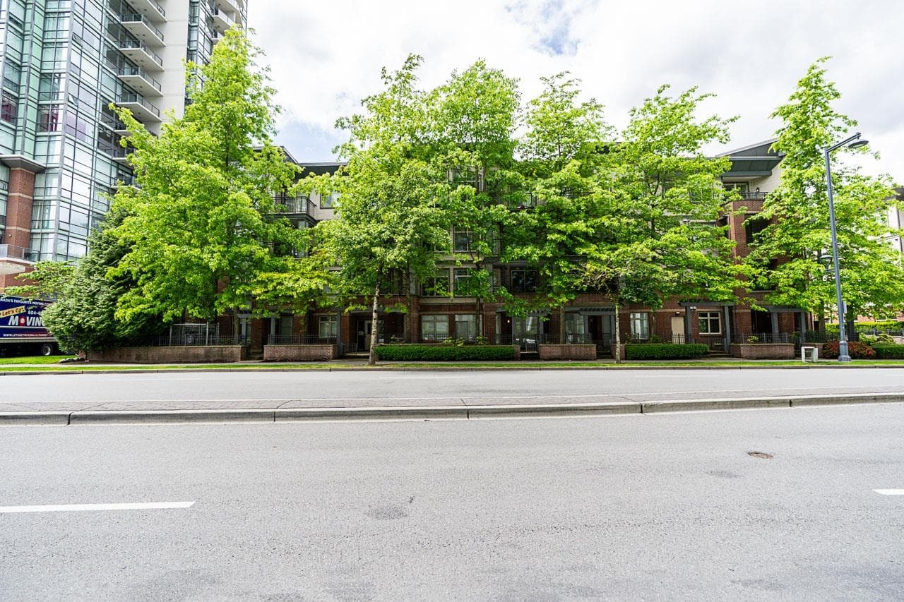 205 - 10455 University Drive, Surrey, V3T 0A5 — photo 2