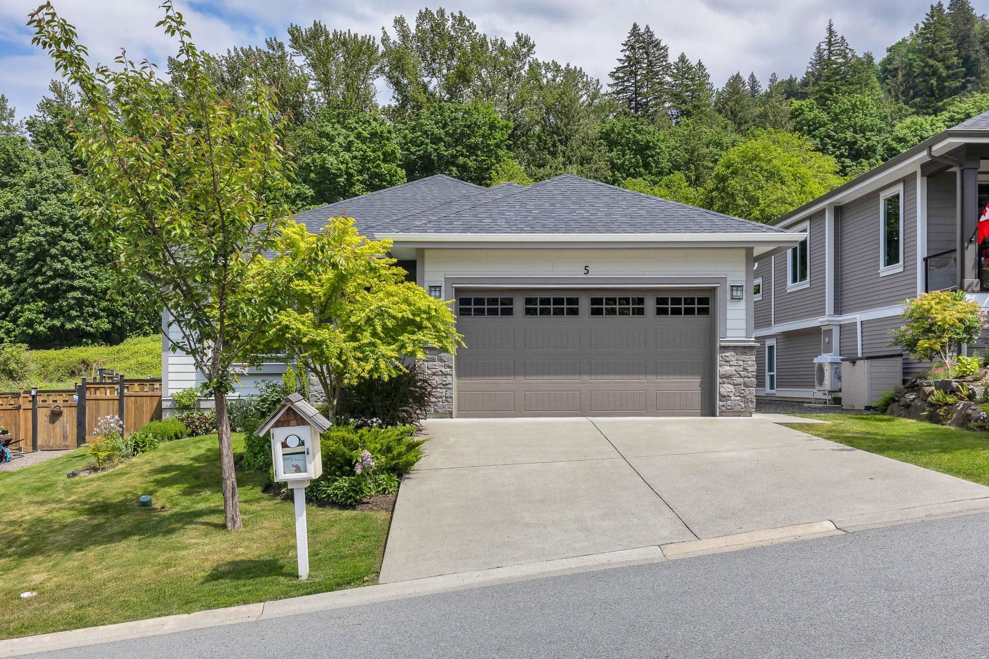 5 - 8295 Nixon Road, Chilliwack, V4Z 0C8 — photo 1