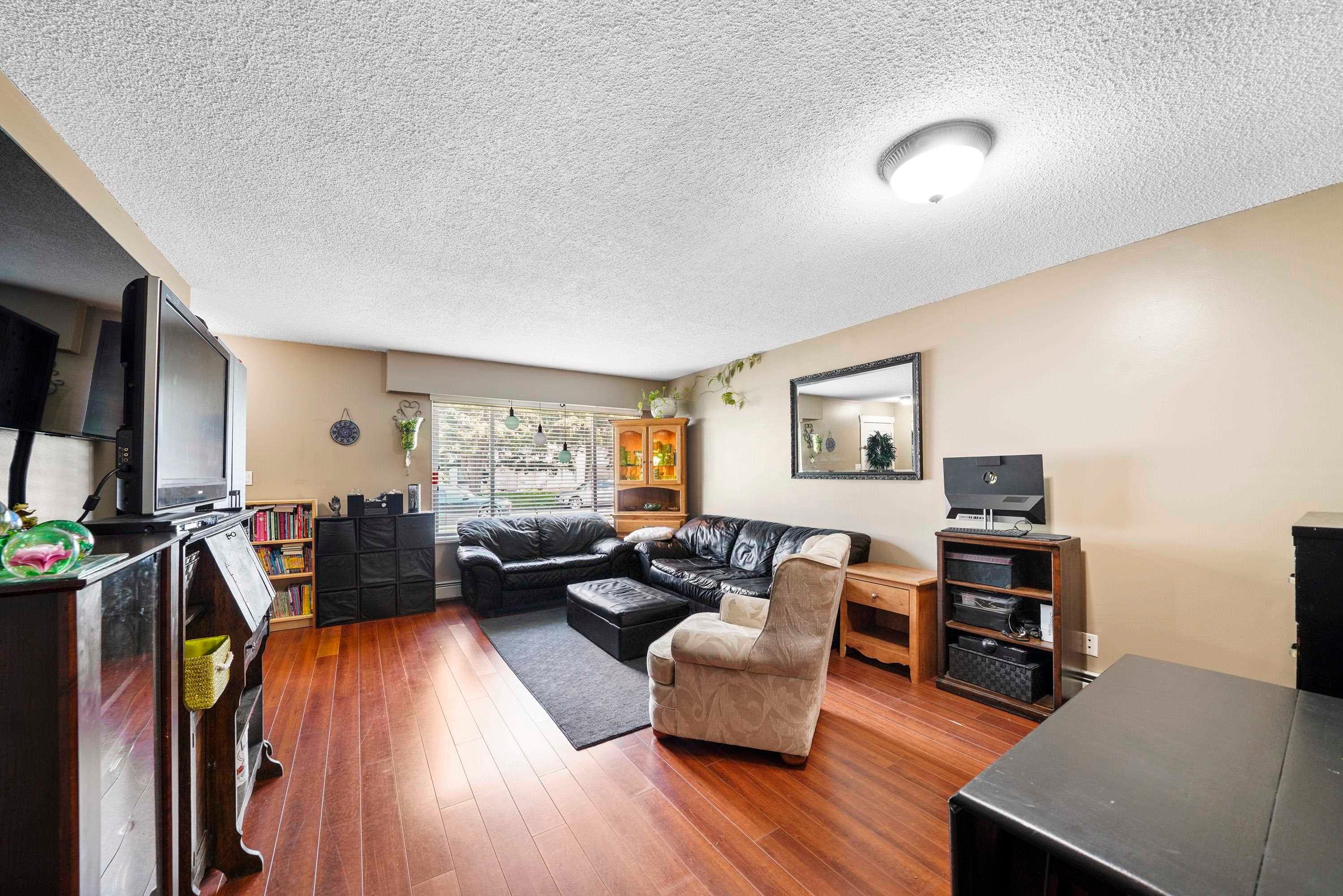 21532 Mayo Place, Maple Ridge, V2X 2K9 — photo 4