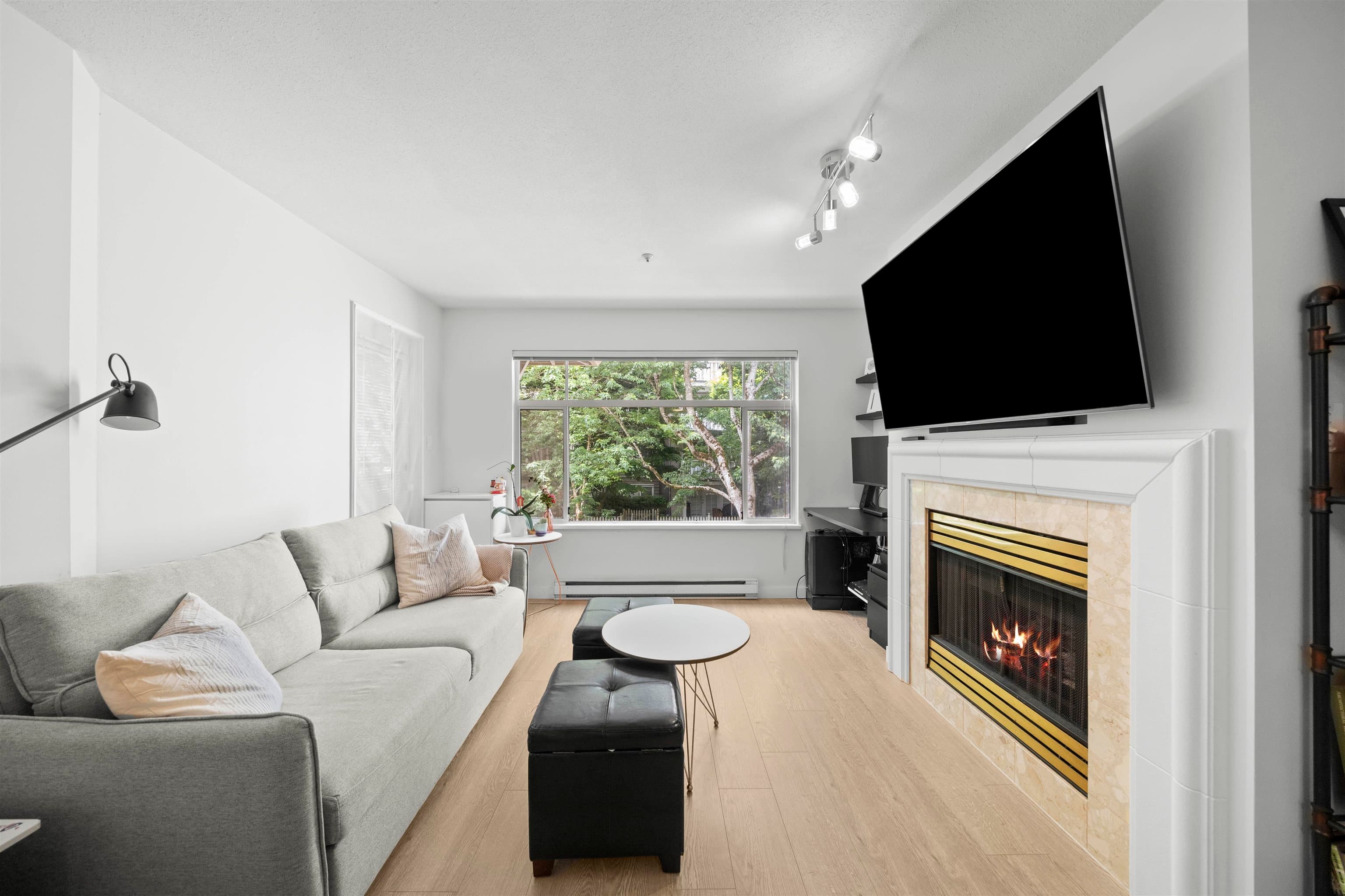 215 - 8180 Jones Road, Richmond