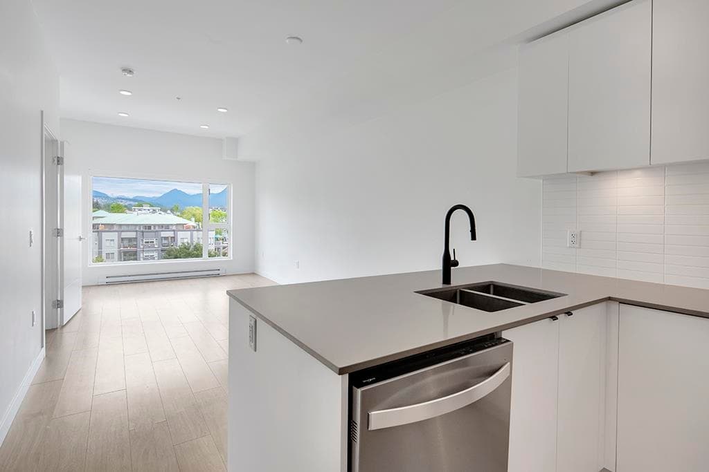 408 - 2345 Rindall Avenue, Port Coquitlam, V3C 1V3 — photo 2