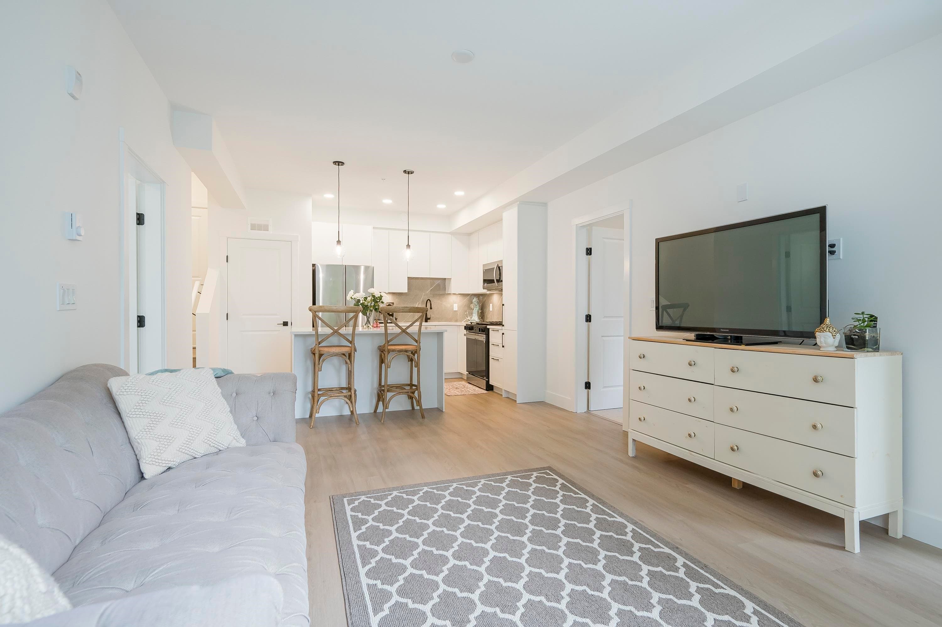409 - 3480 146a Street, Surrey, V3P 0H6 — photo 2
