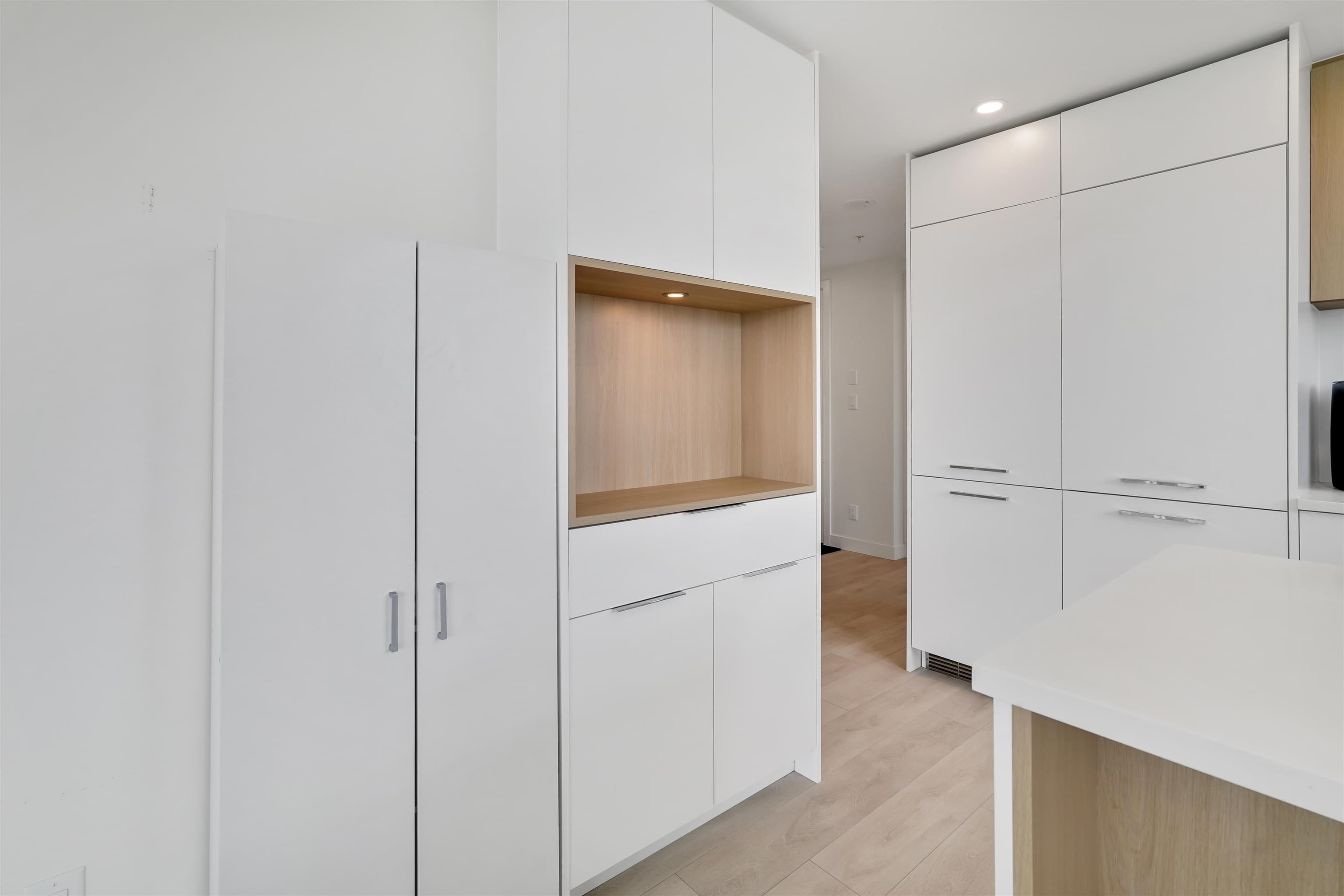 905 - 13318 104 Avenue, Surrey, V3T 0R2 — photo 5