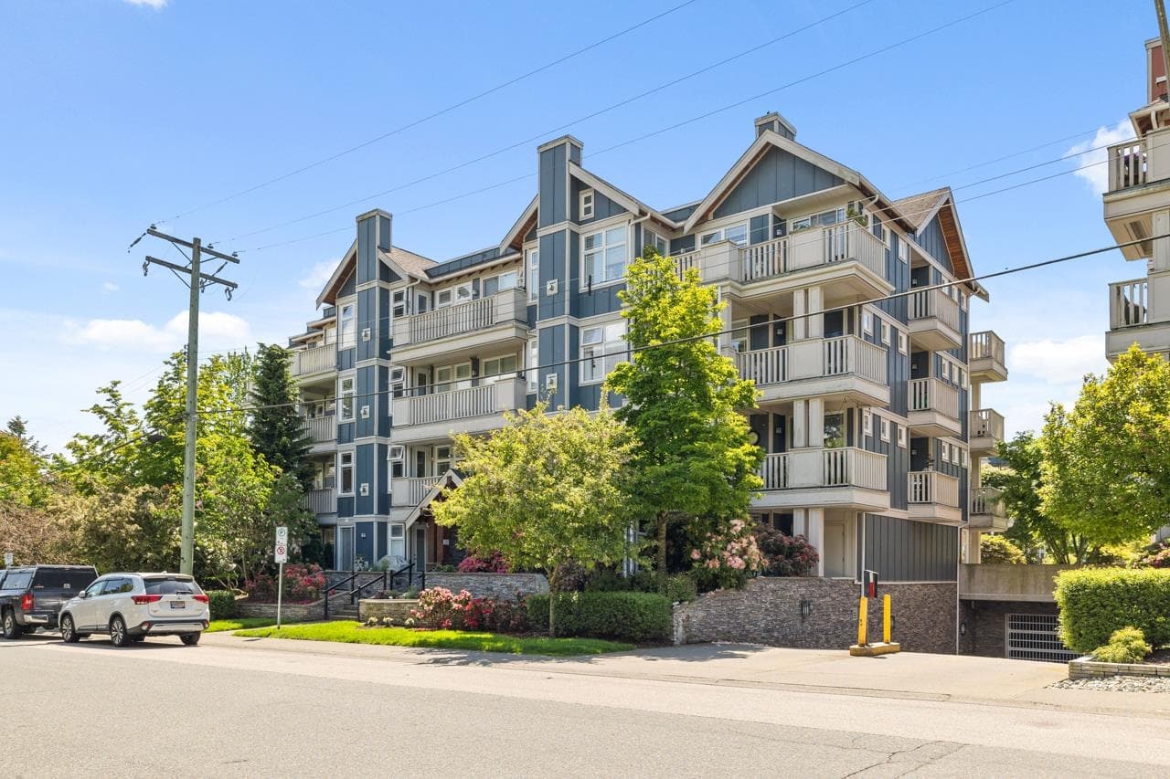 302 - 15392 16a Avenue, Surrey, V4A 1S9 — photo 1