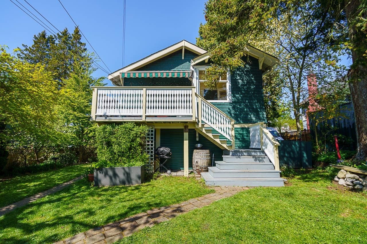 3336 E Georgia Street, Vancouver