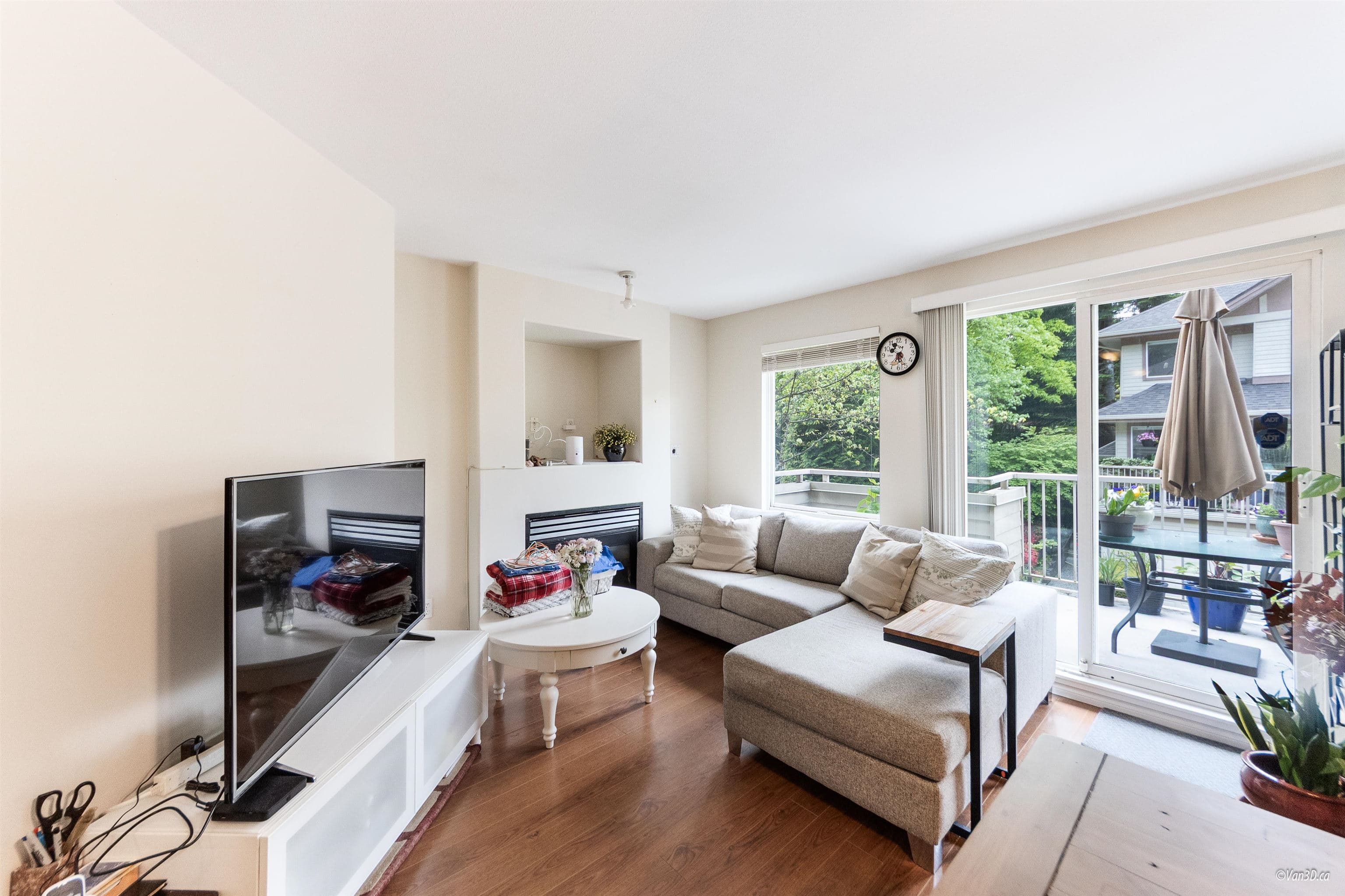 15 - 8701 16th Avenue, Burnaby, V3N 5B5 — photo 2