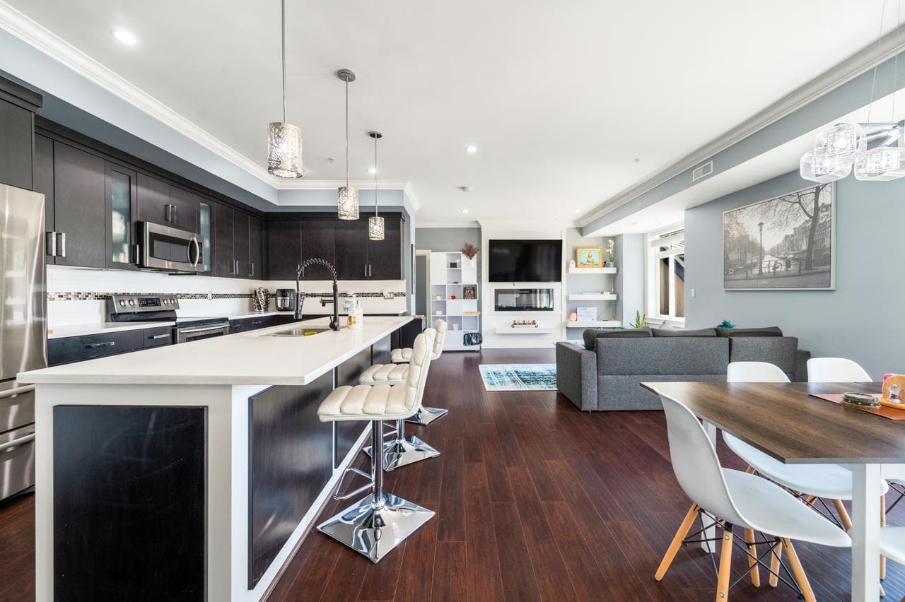 308 - 14885 60 Avenue, Surrey