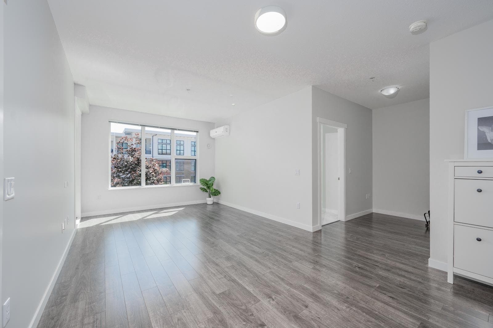308 - 9399 Alexandra Road, Richmond, V6X 0L7 — photo 2