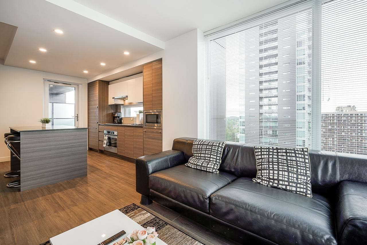 1404 - 13655 Fraser Highway, Surrey, V3T 0P8 — photo 5