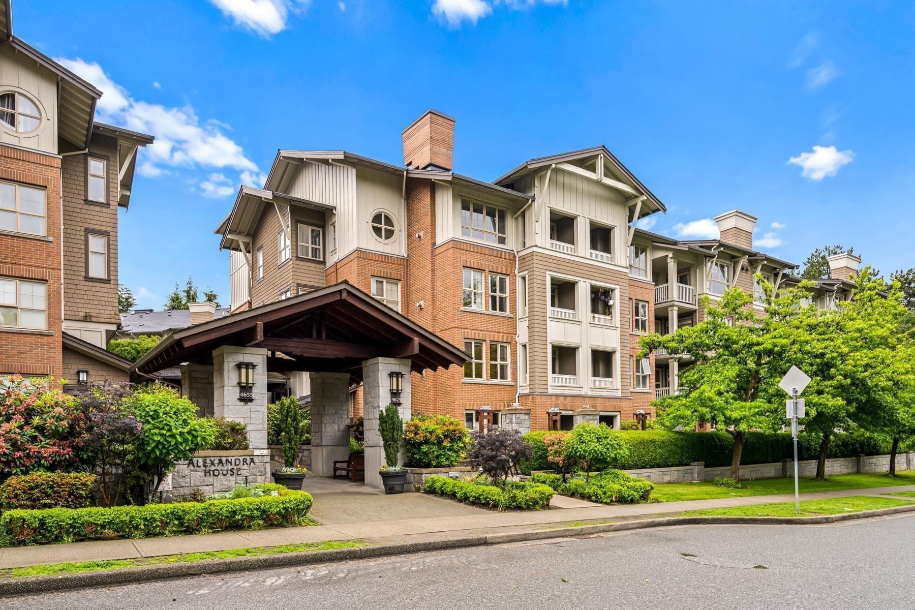 2105 - 4625 Valley Drive, Vancouver