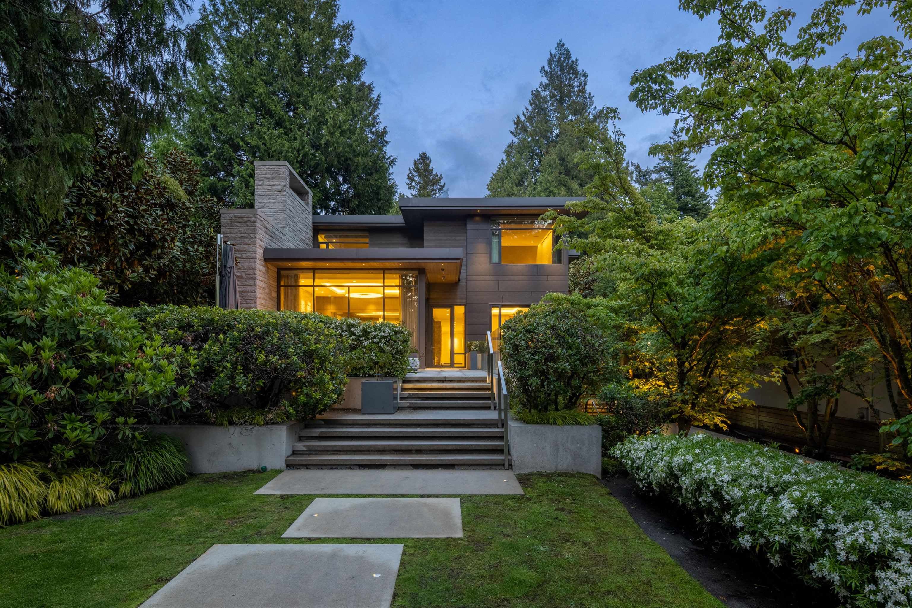 6330 Macdonald Street, Vancouver, V6N 1E6 — photo 2
