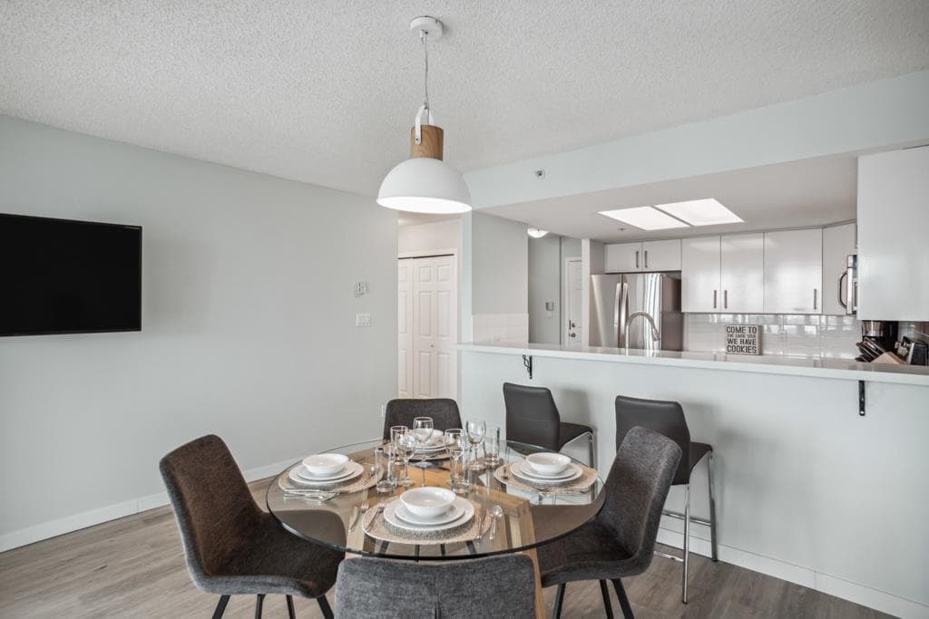 1303 - 1128 Quebec Street, Vancouver, V6A 4E1 — photo 4