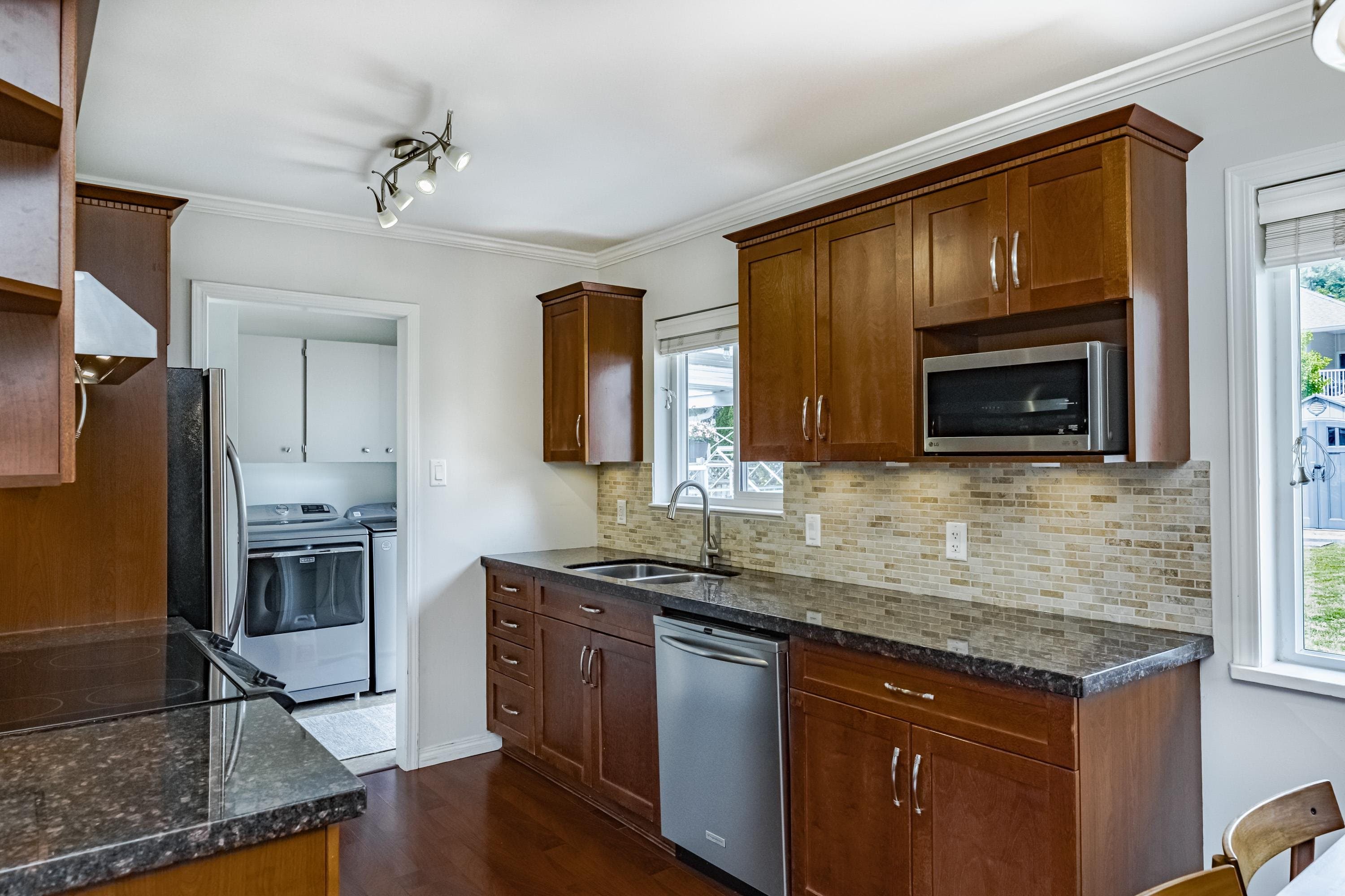2643 Larkin Avenue, Port Coquitlam, V3B 2H8 — photo 5