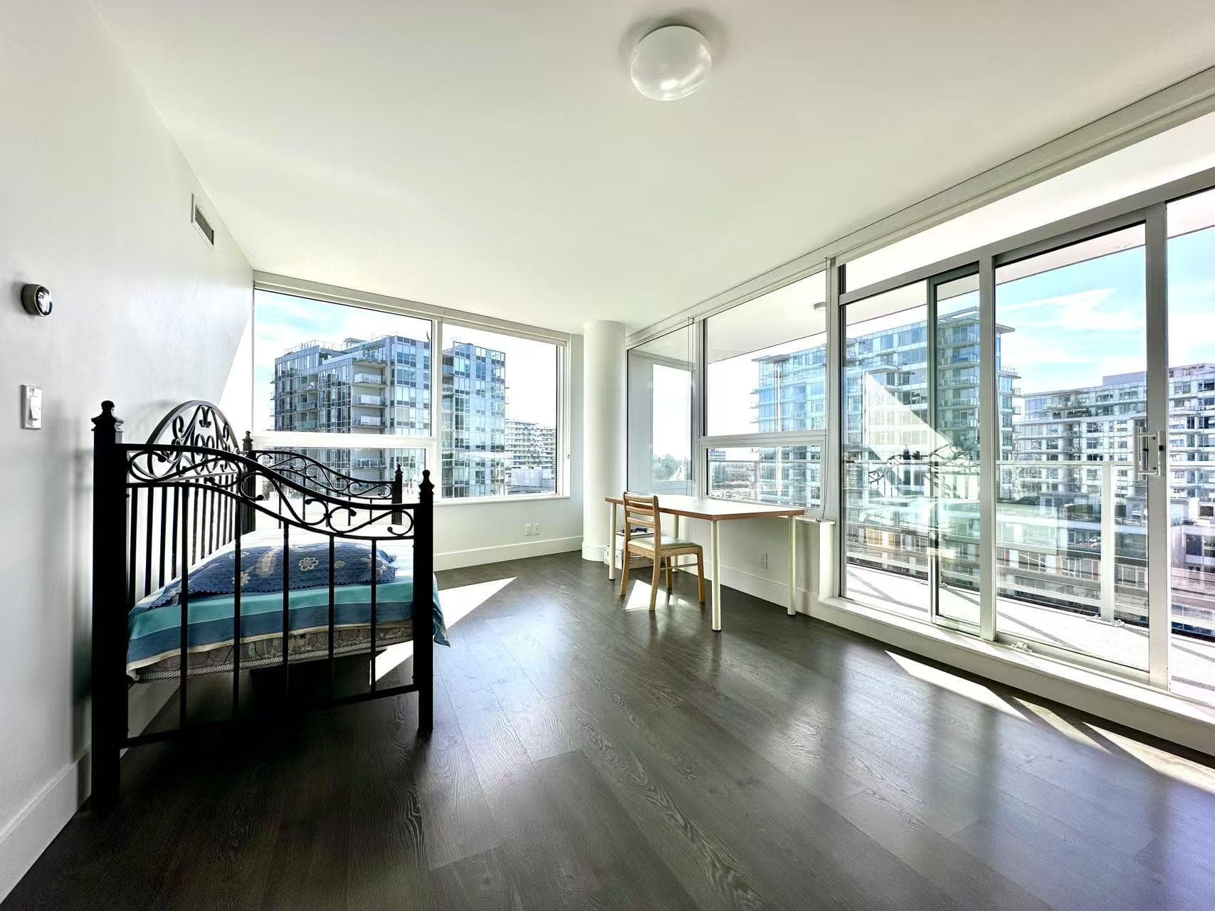 903 - 5508 Hollybridge Way, Richmond, V7C 0C7 — photo 1