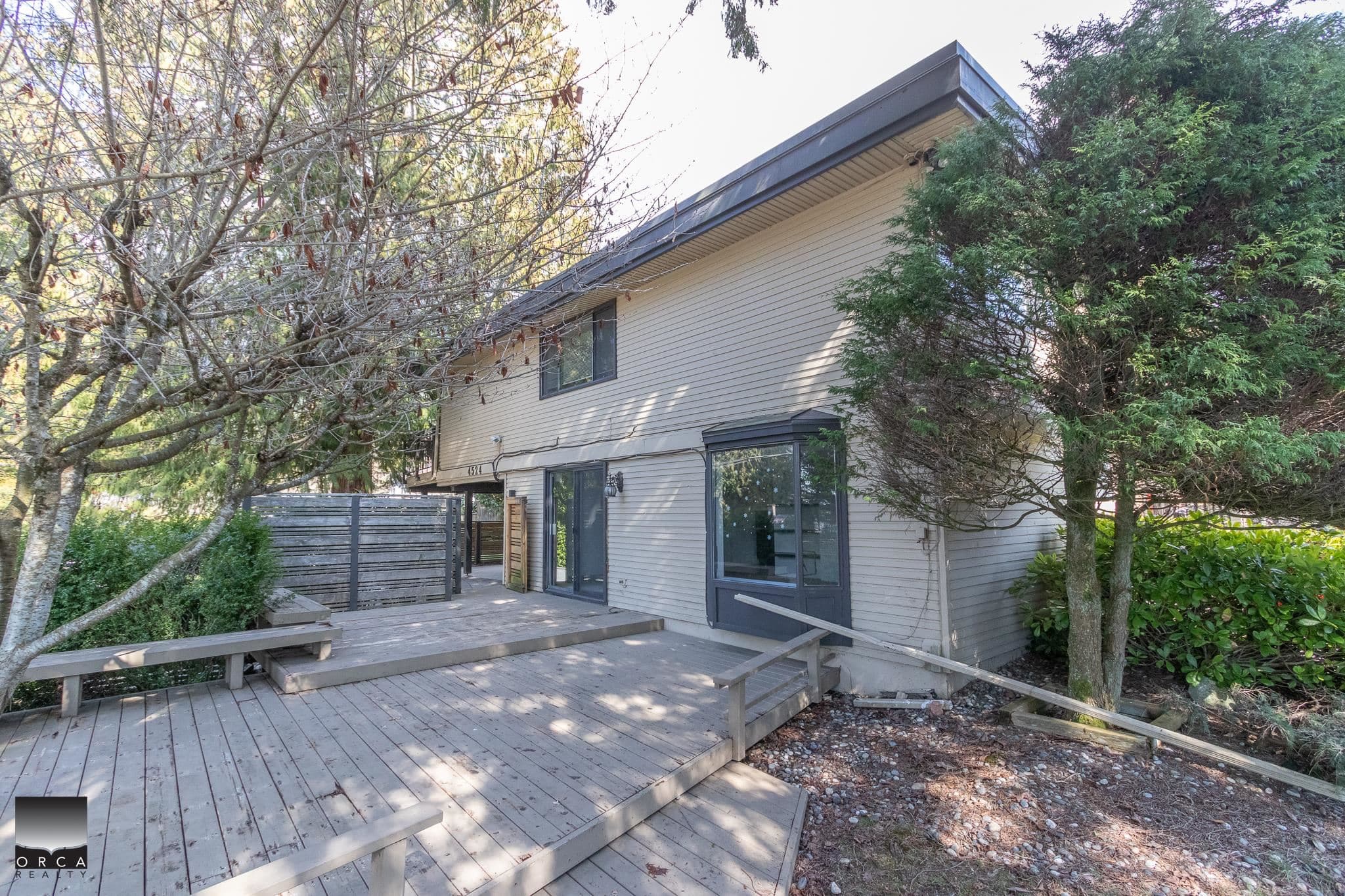 4524 Marineview Crescent, North Vancouver, V7R 3P2 — photo 2