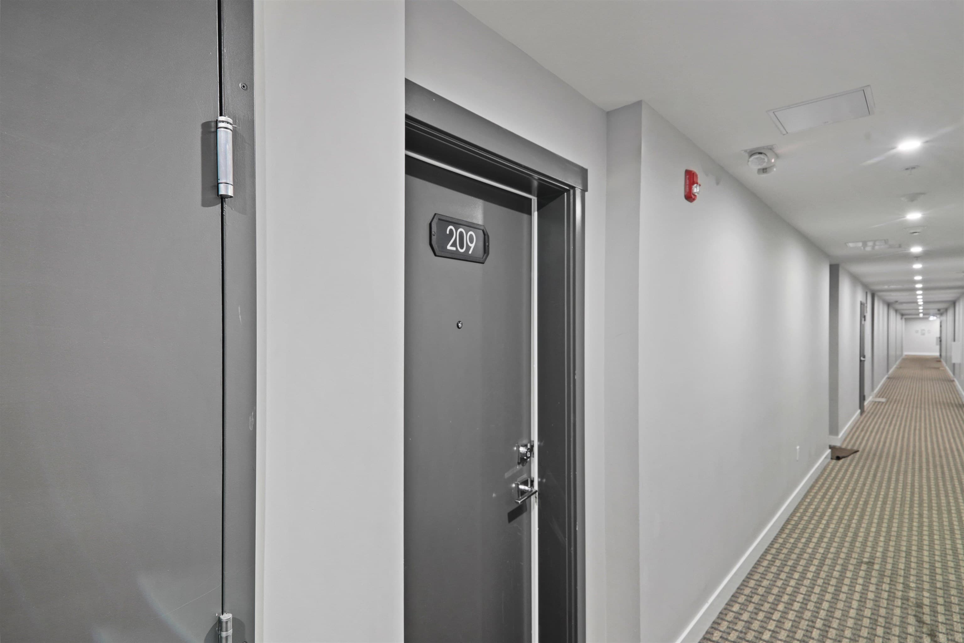 209 - 14438 72 Avenue, Surrey, V3S 0B6 — photo 2